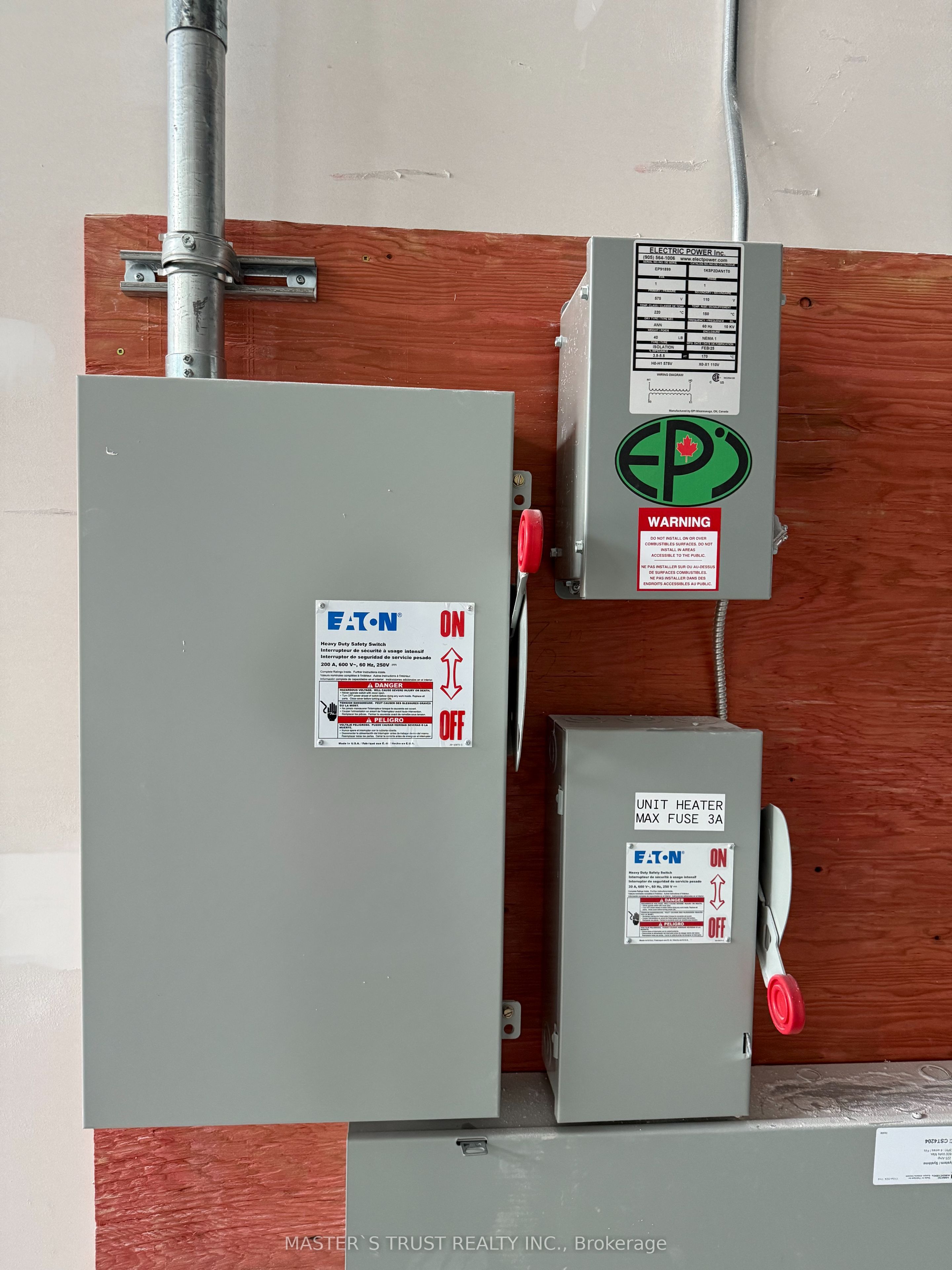 32 Don Hillock Drive 3