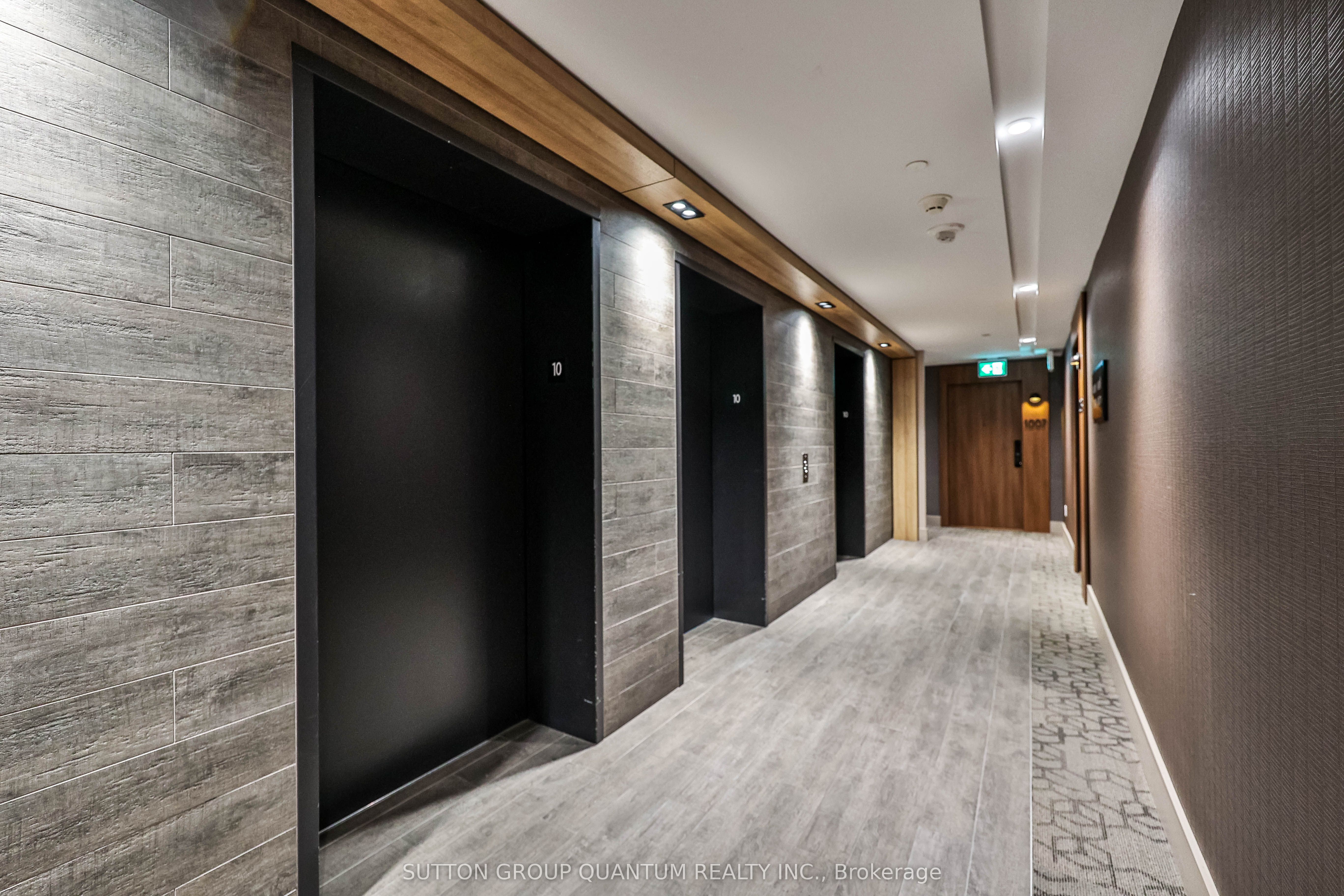 21 Park Street E 1009