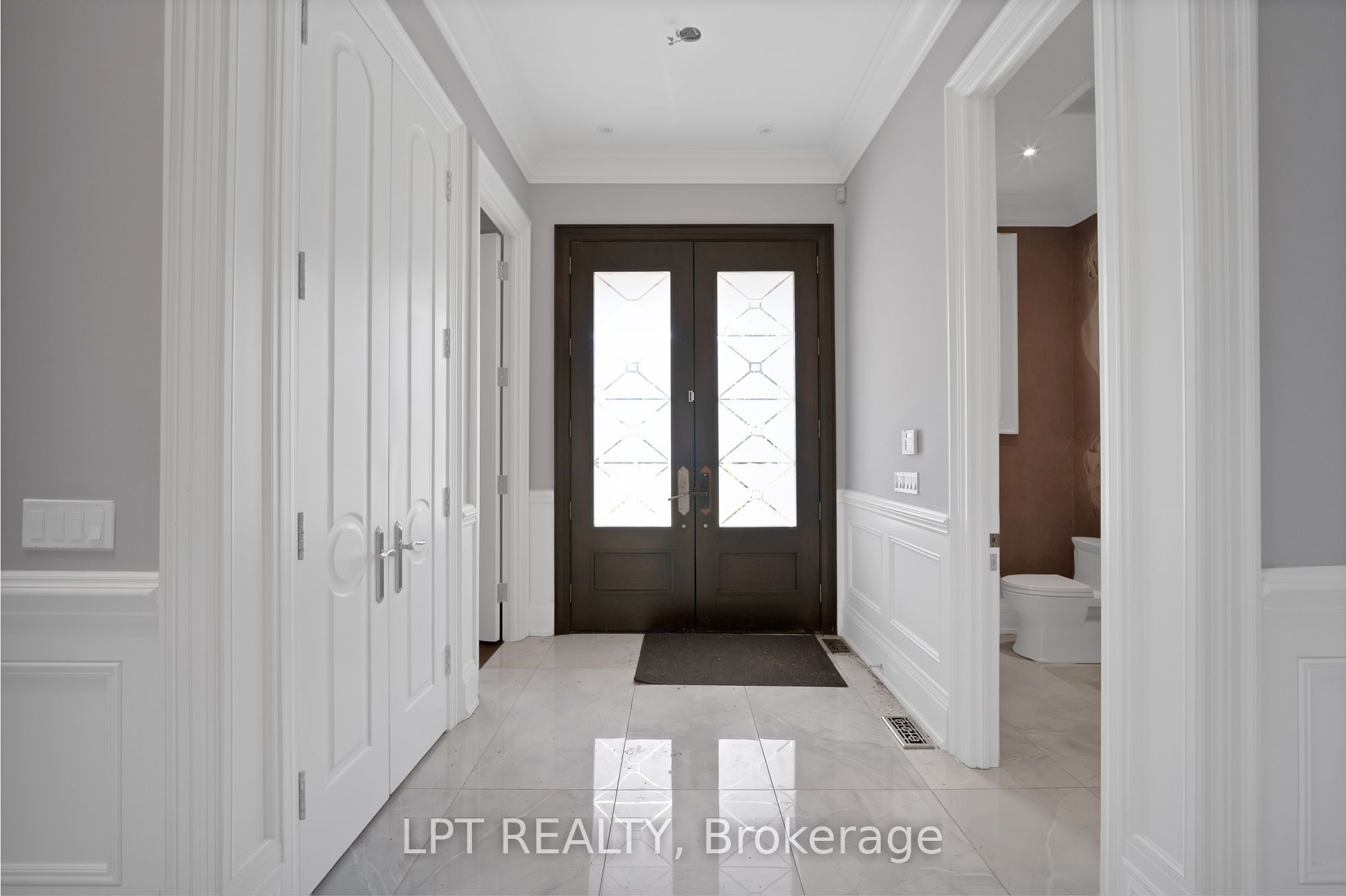 2 Poplar Drive