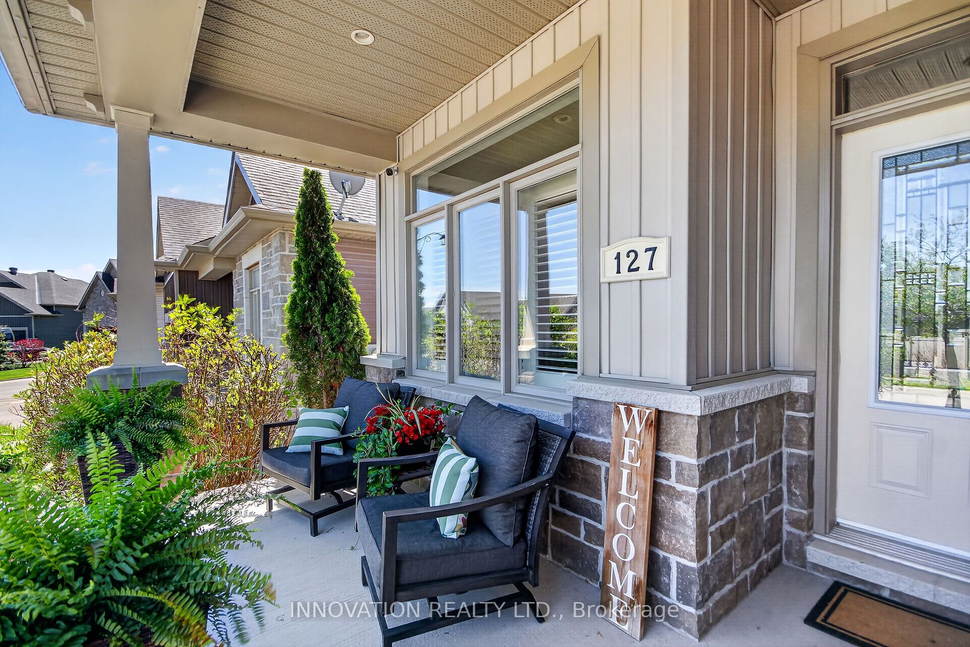127 Elfin Grove
