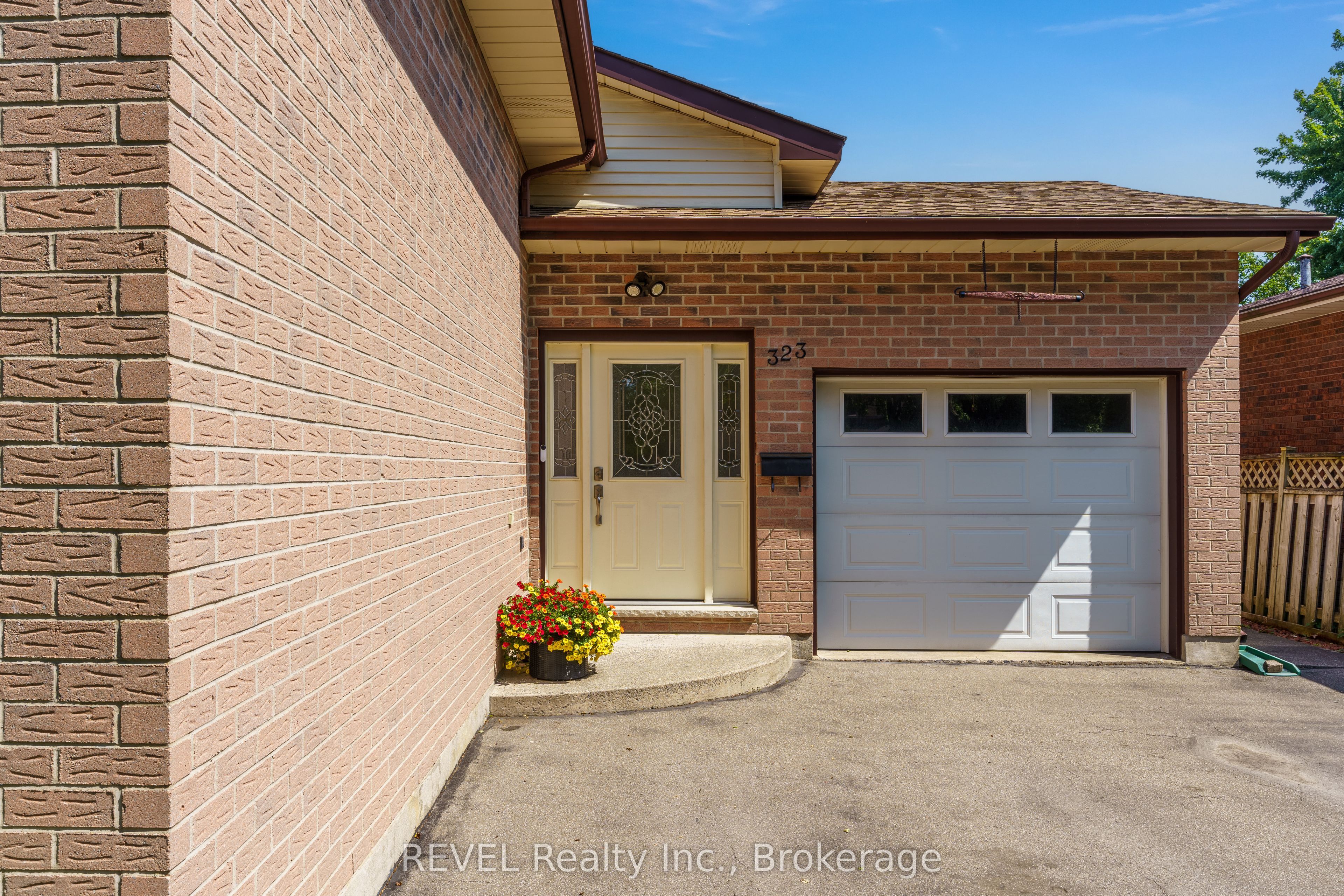 323 Barrick Road