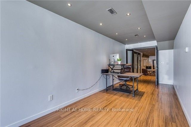 2359 Queen Street E 2