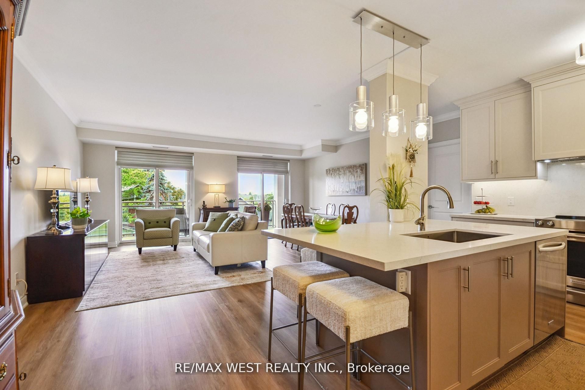 281 Woodbridge Avenue 321