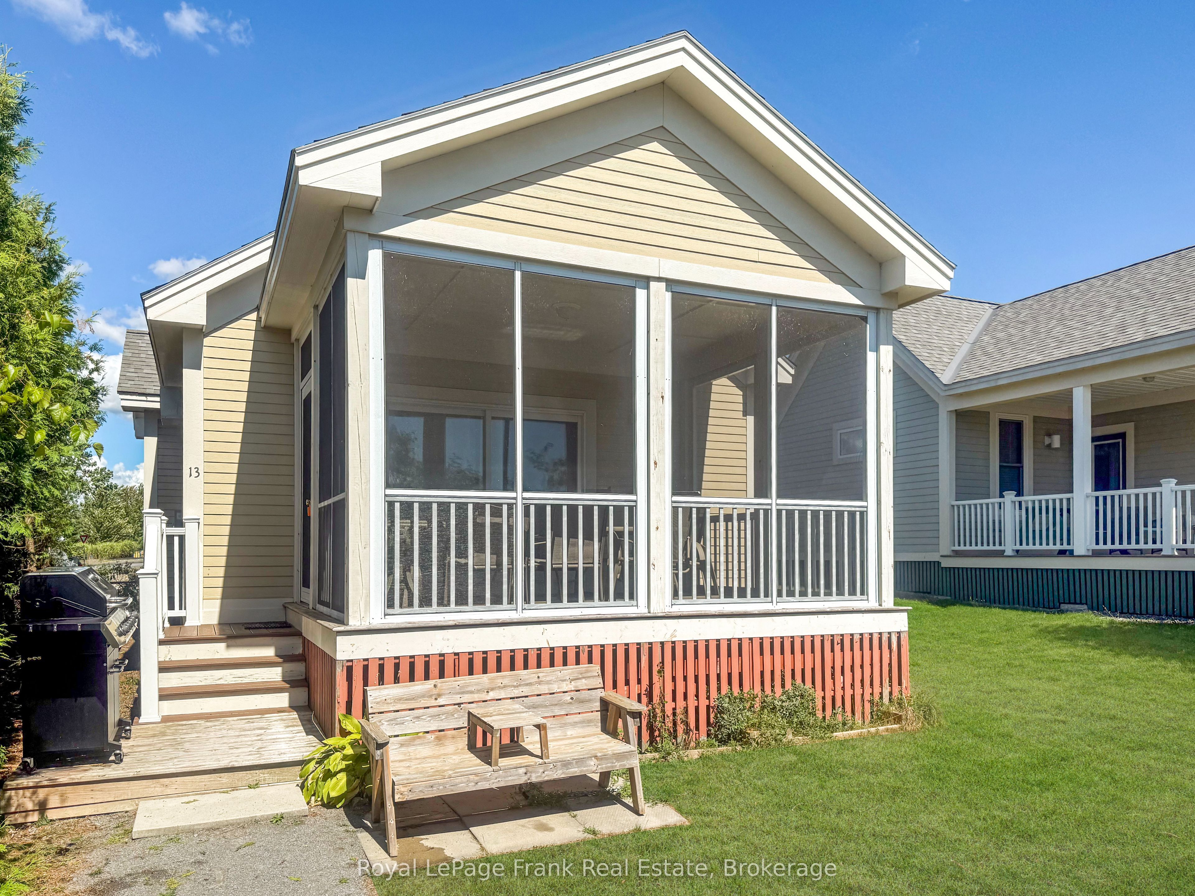 13 Butternut Lane 27