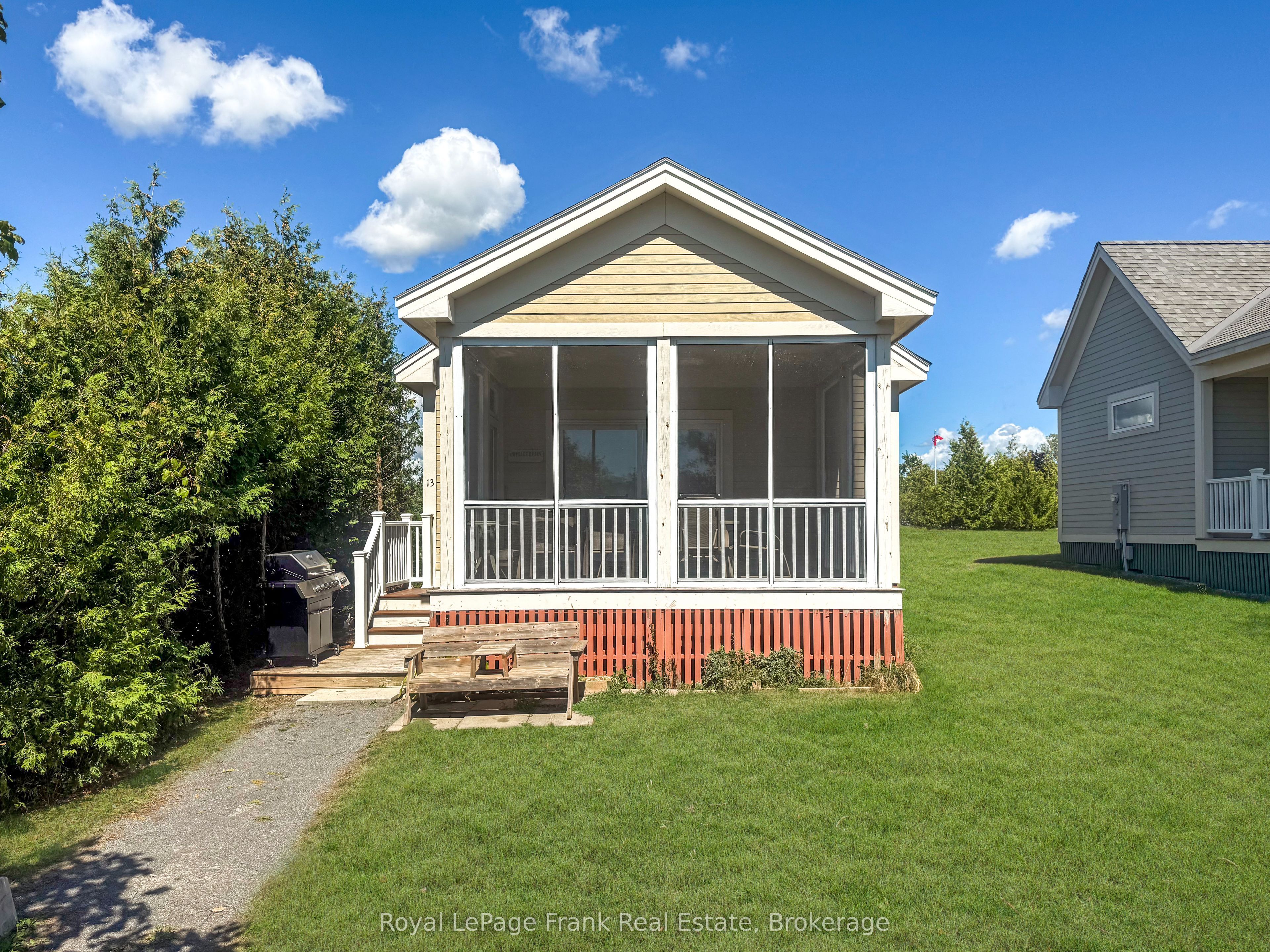 13 Butternut Lane 27