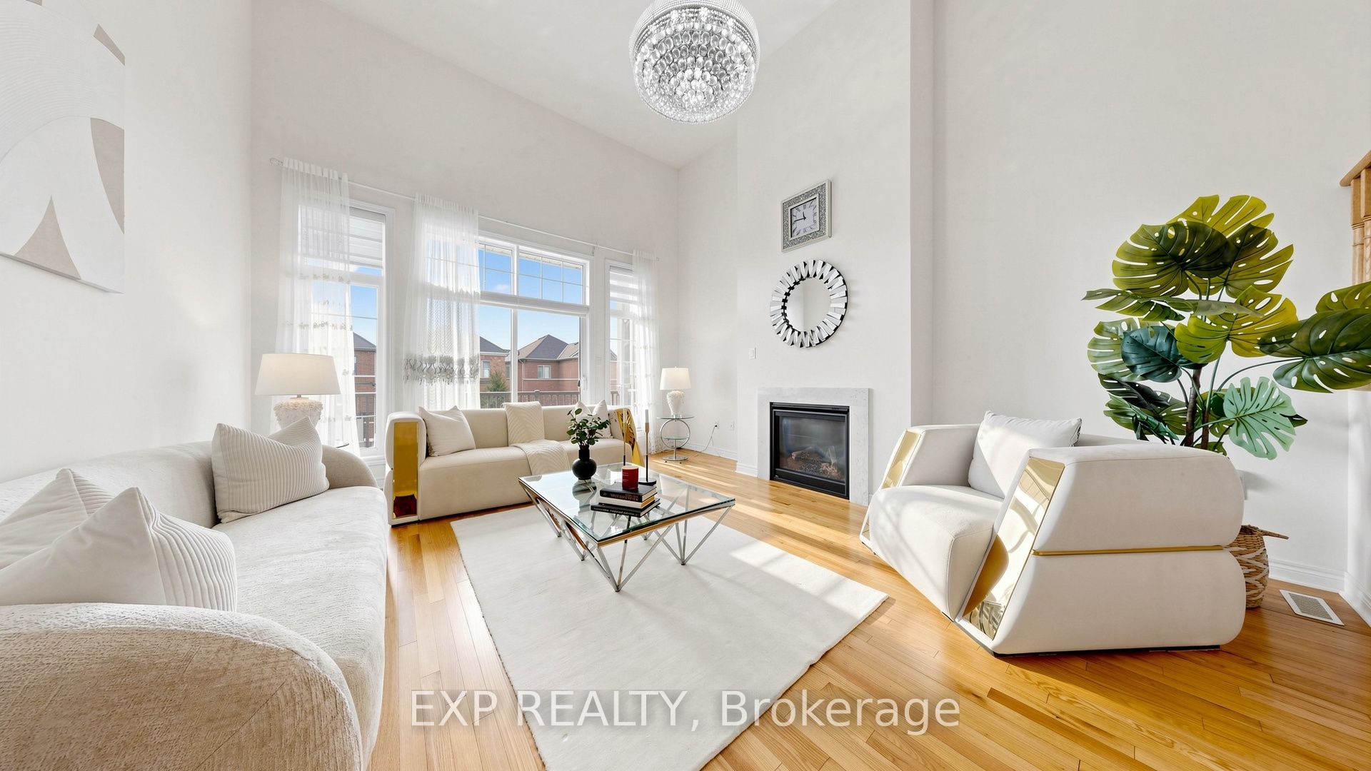 34 Buttonleaf Crescent