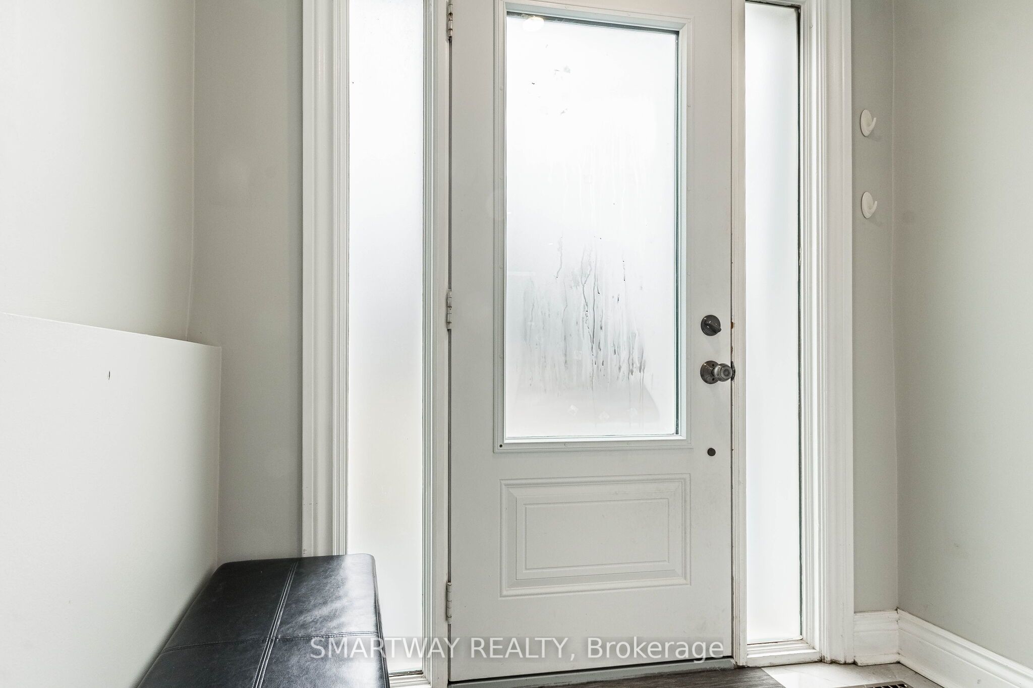 2445 Homelands Drive 10