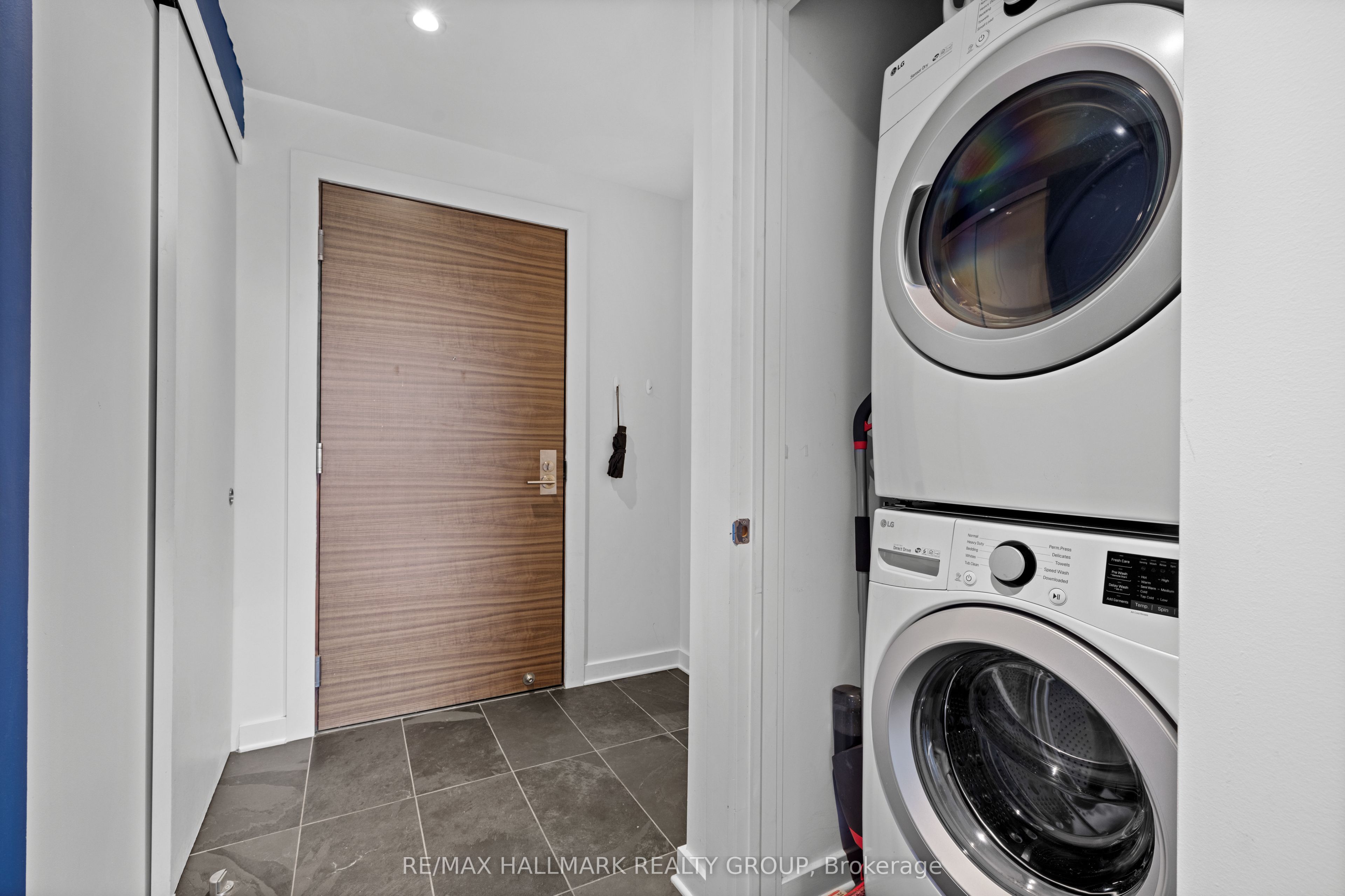 135 Barrette Street 607