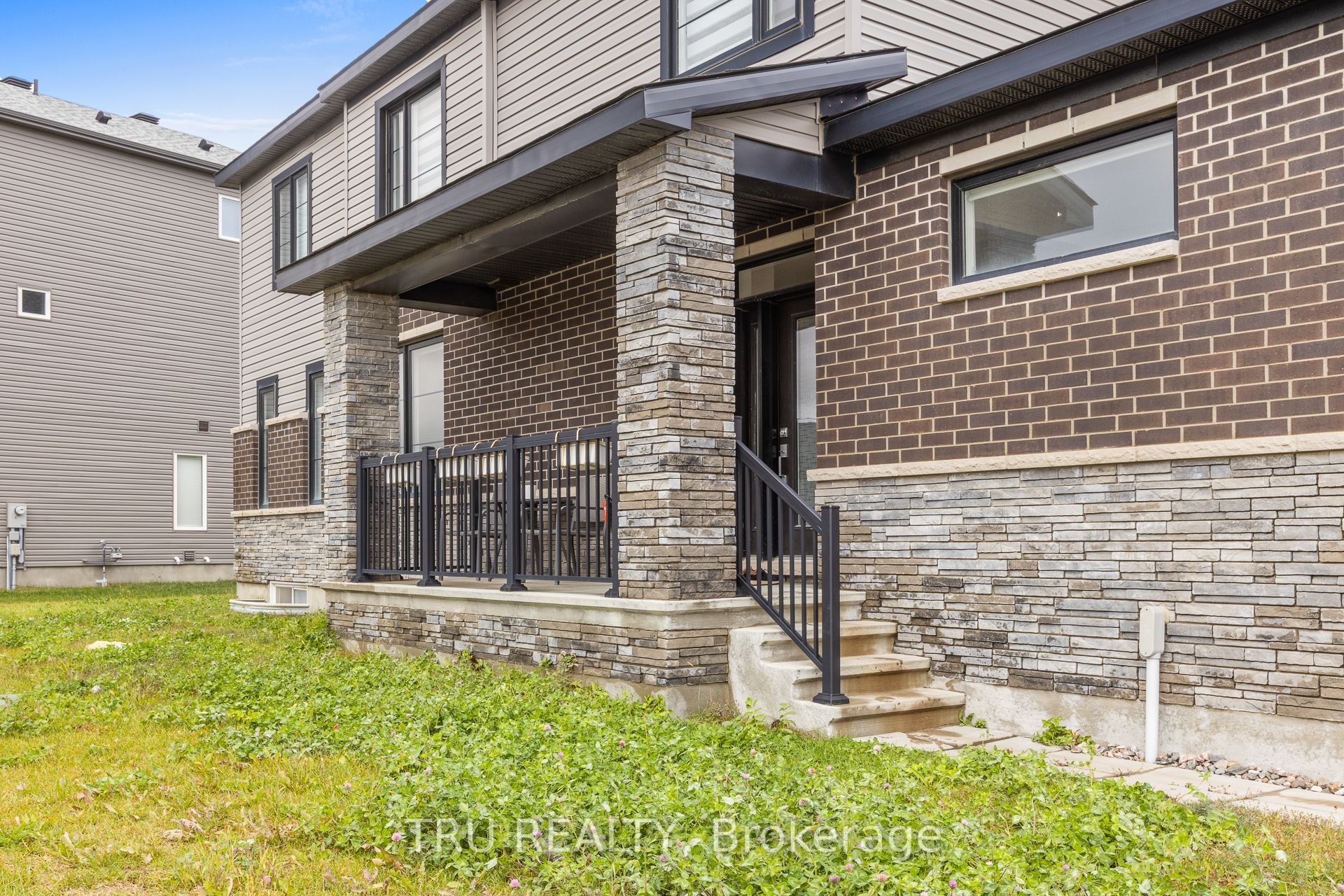 624 Galarneau Way