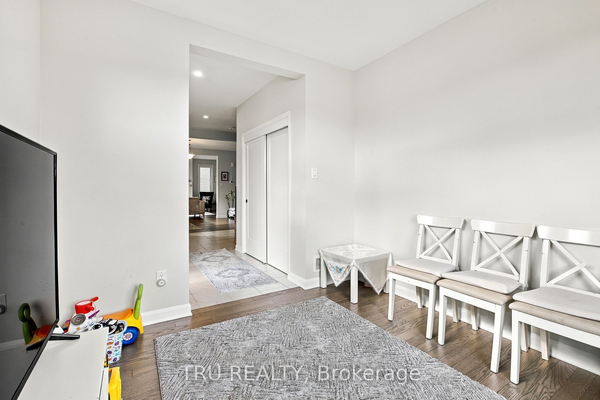 624 Galarneau Way