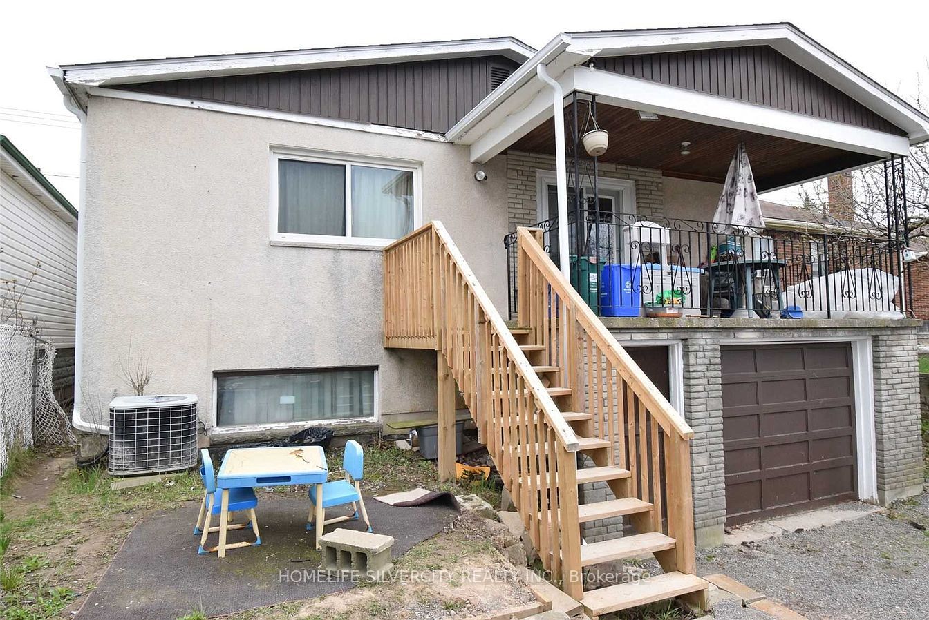 106 Townline Road W