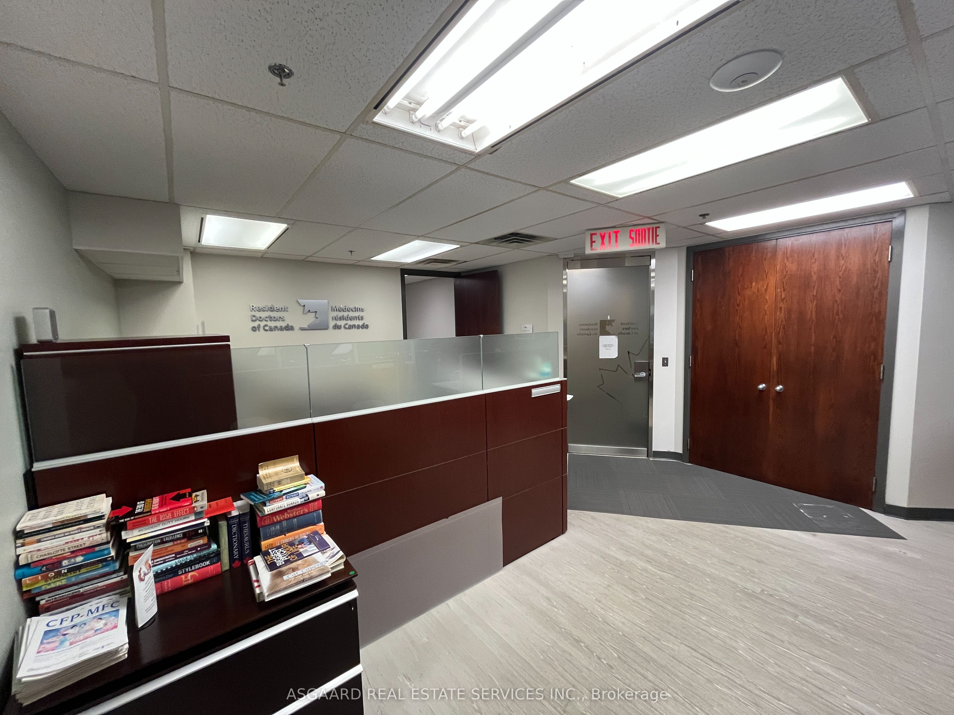 222 Queen Street 402