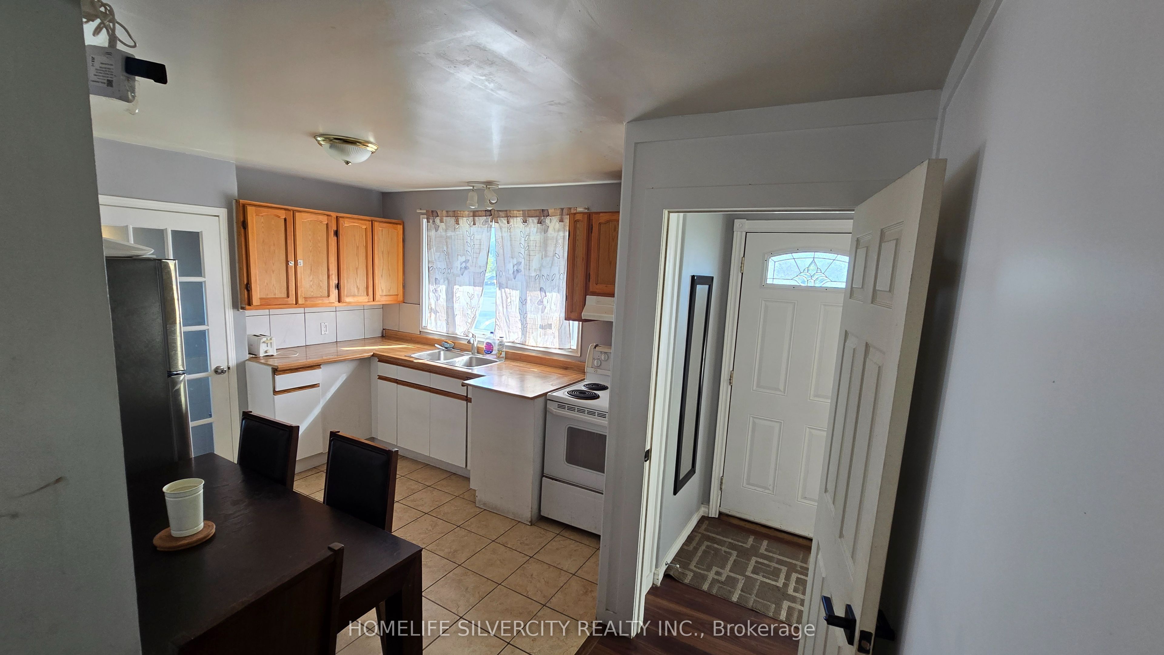 1774 Trafalgar Street