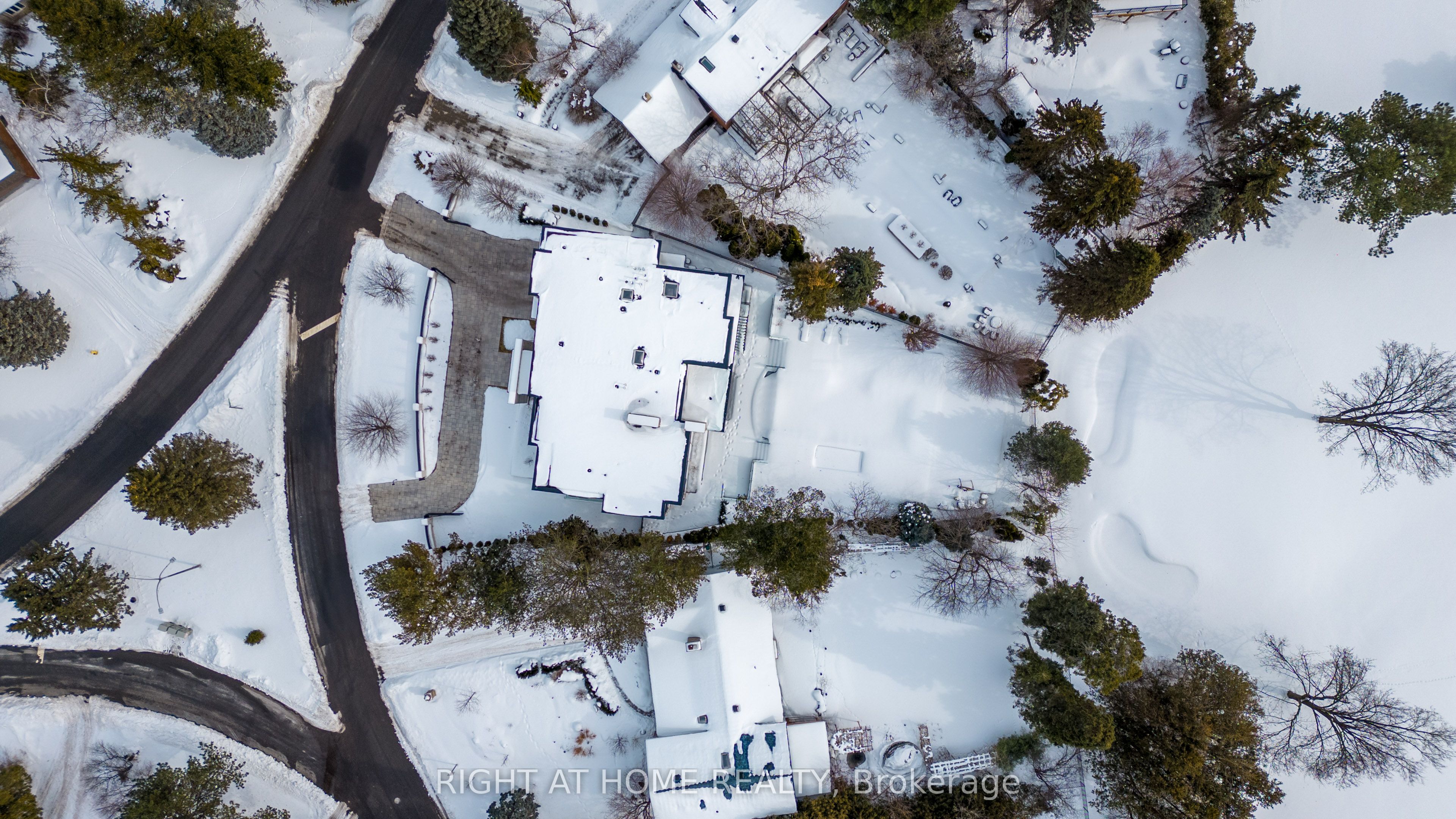 36 Fairway Heights Drive