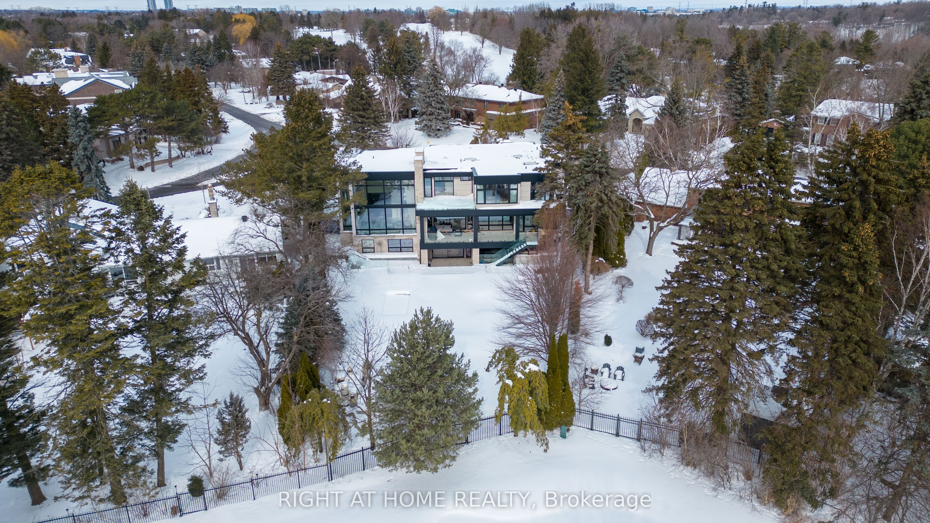 36 Fairway Heights Drive