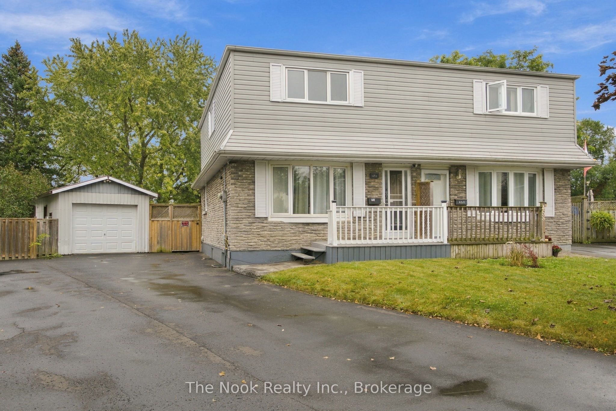 456 Harcourt Drive