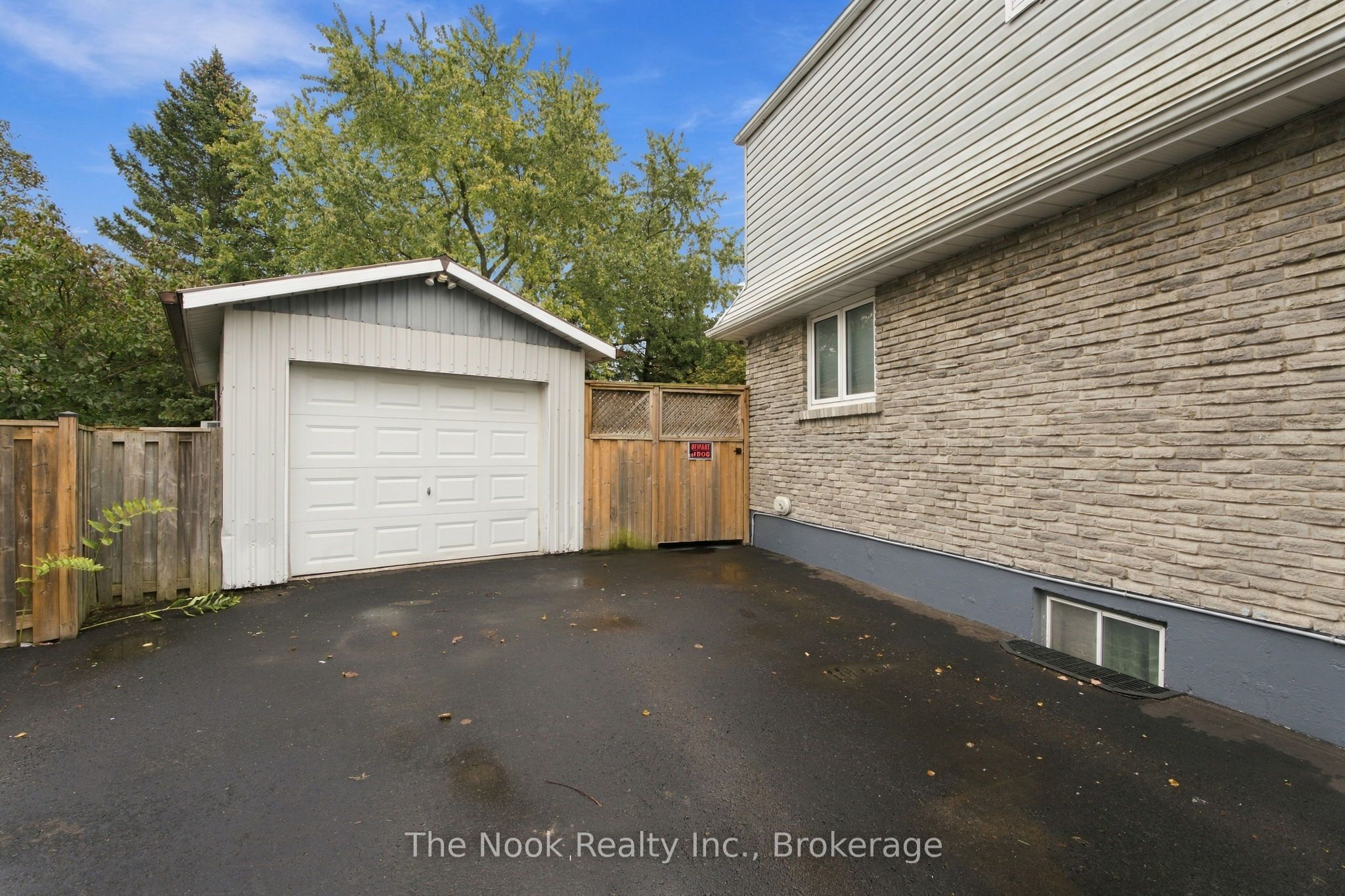 456 Harcourt Drive