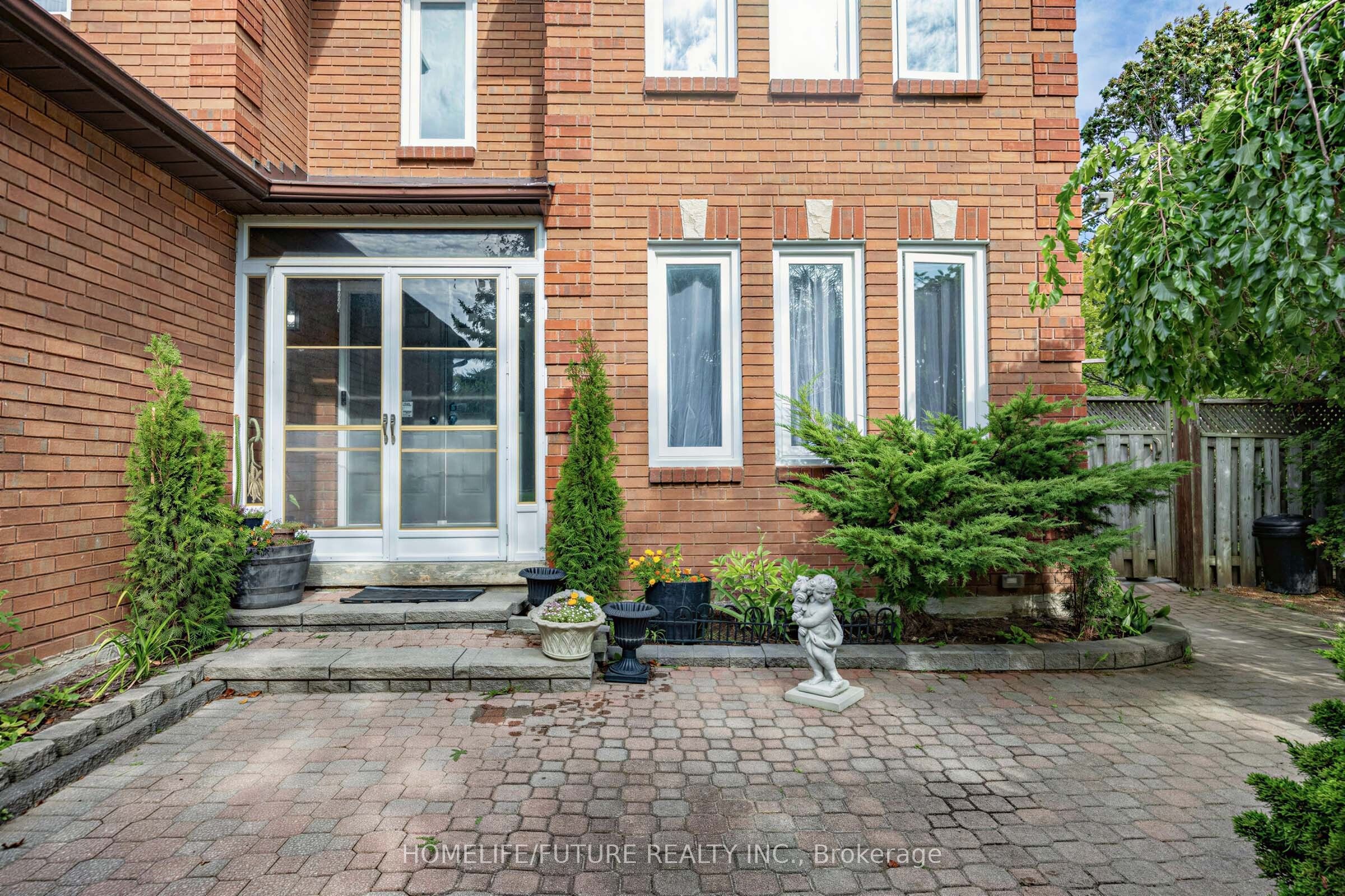 123 Bennett Avenue