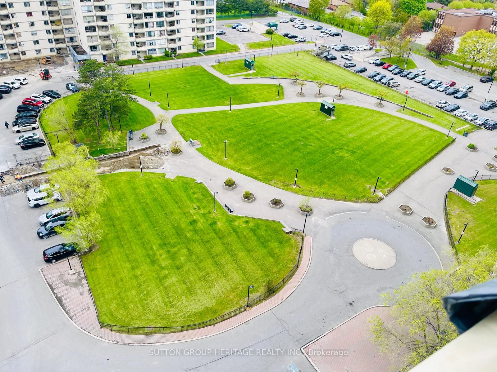 320 Dixon Parkway 1613