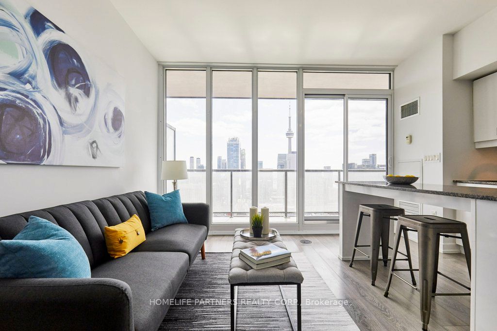 426 University Avenue P306