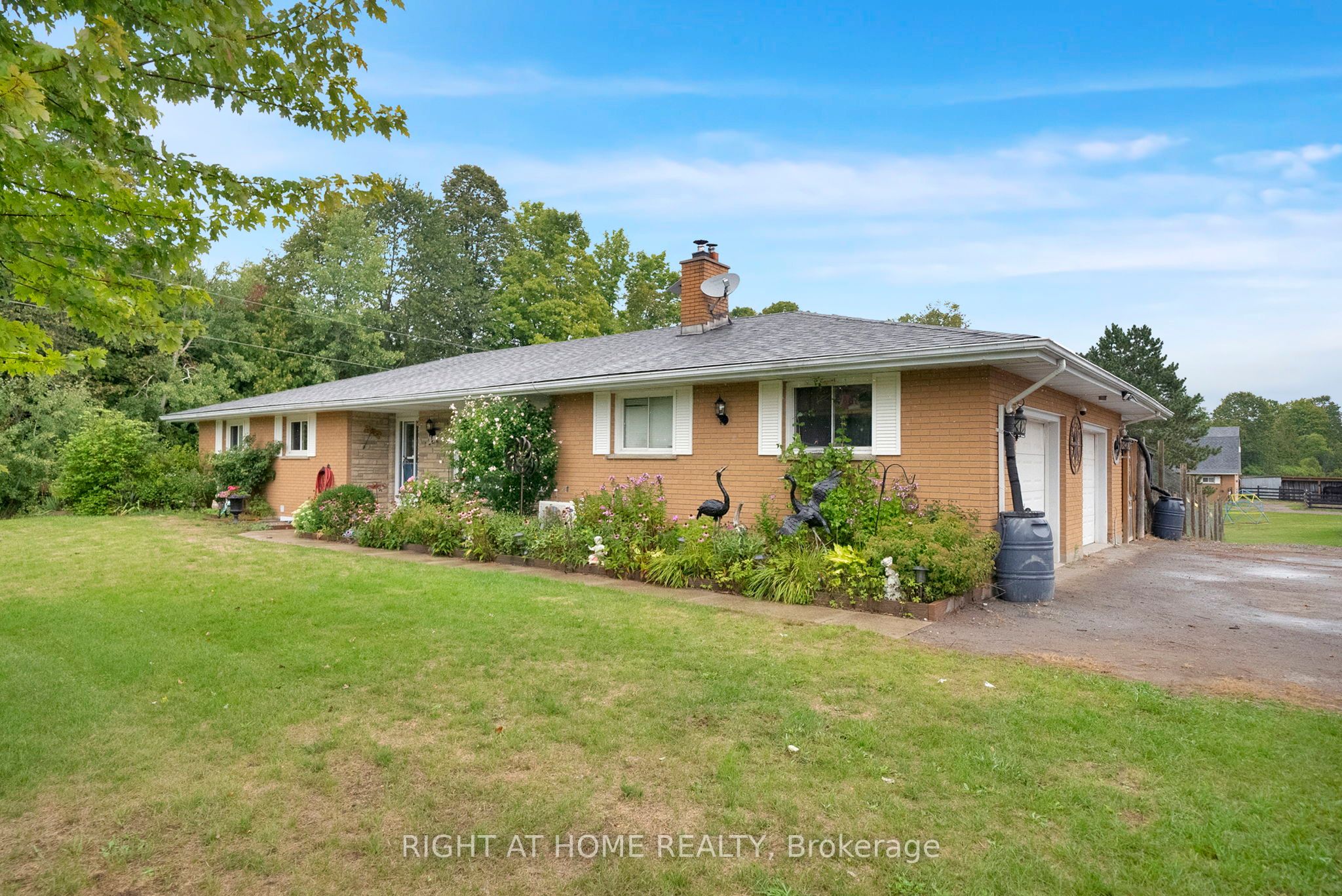 6265 Regional Road 18 Road