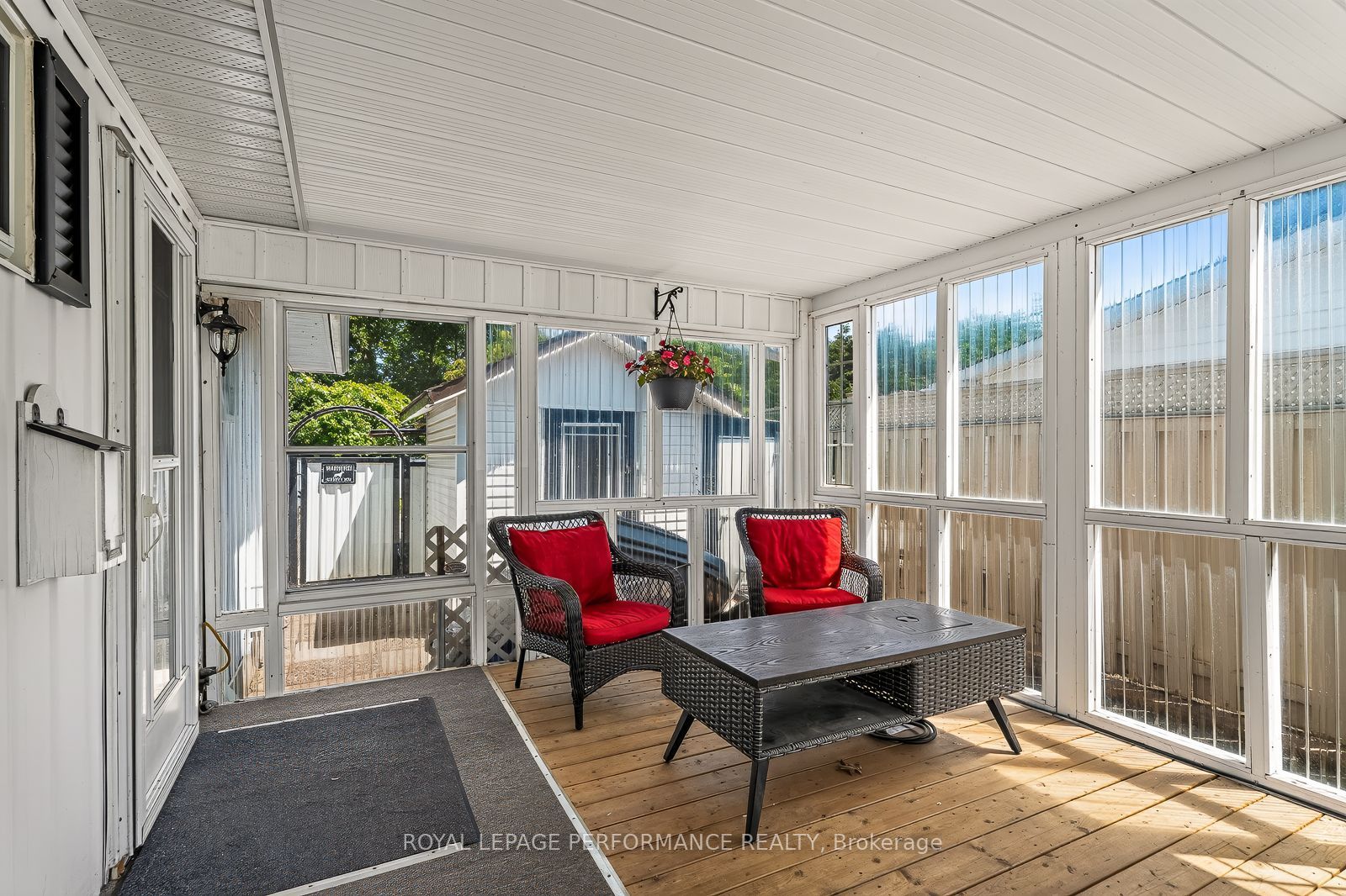 2179 Erinbrook Crescent