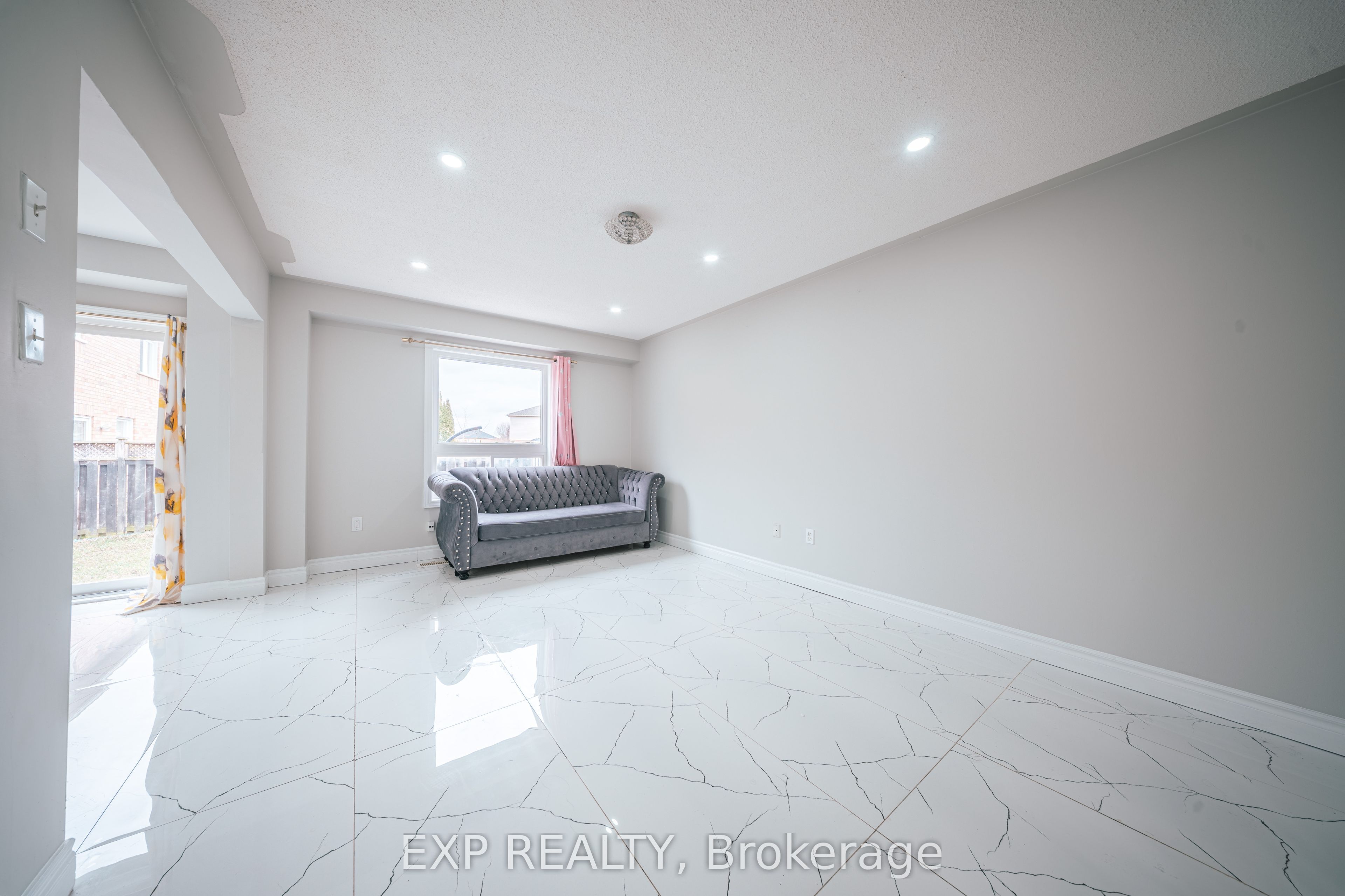 3 Deforest Drive