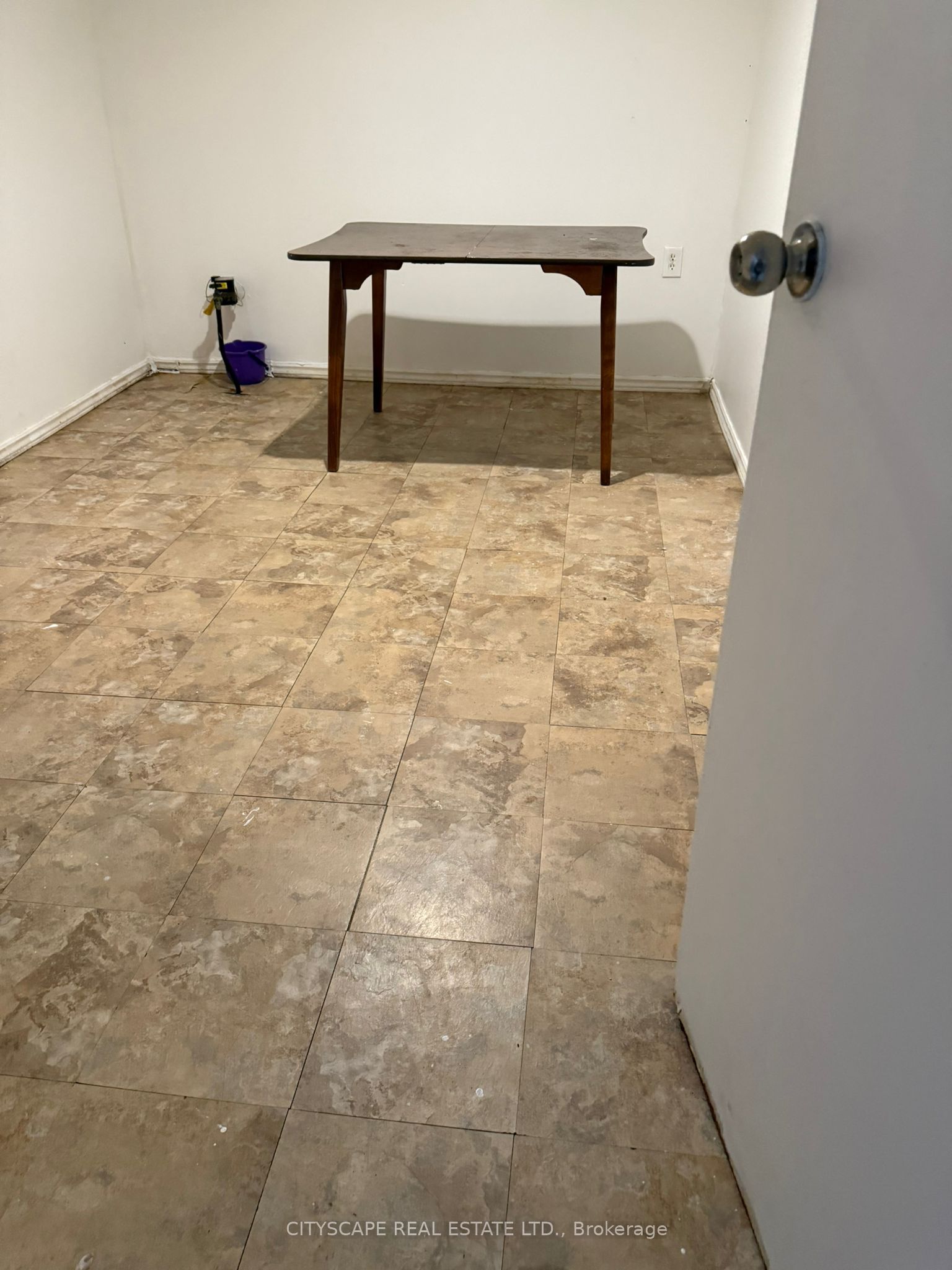 3113 Mallbridge Crescent