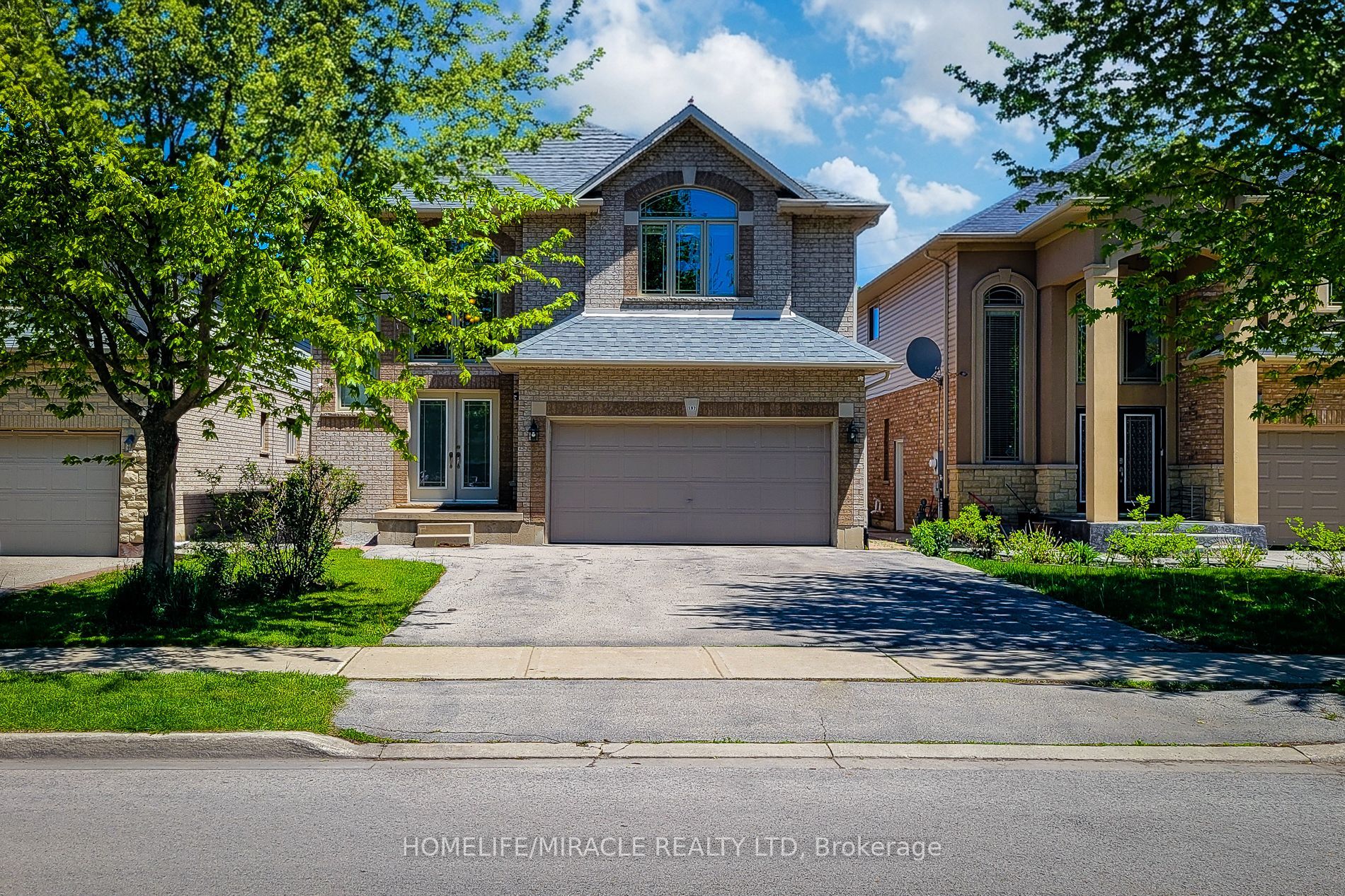 197 Cloverleaf Drive