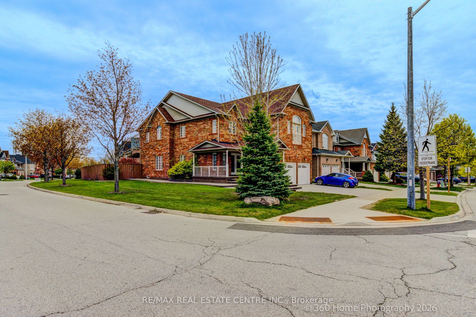 806 White Clover Way