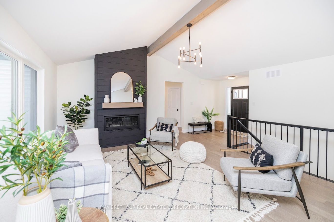 248 Trudeau Crescent