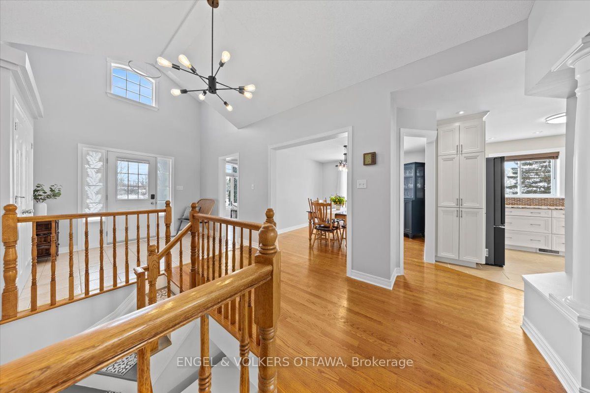 237 Heather Crescent