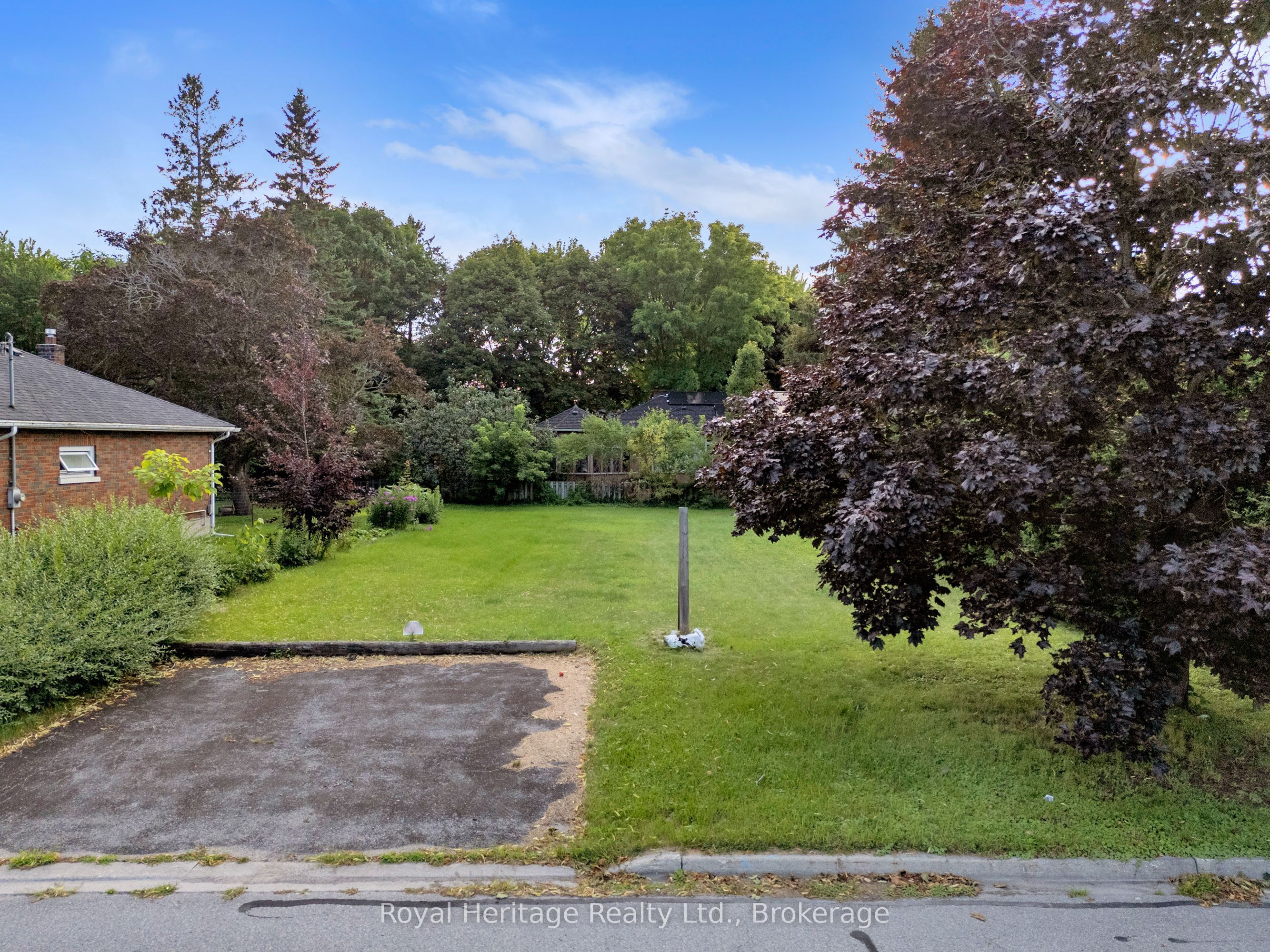 172 Beaver Street S
