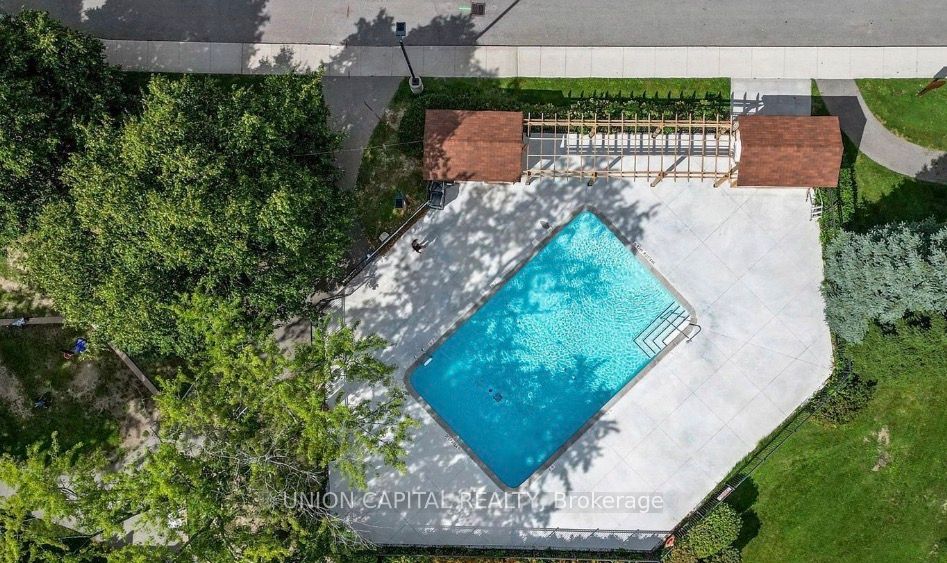 317 Milestone Crescent