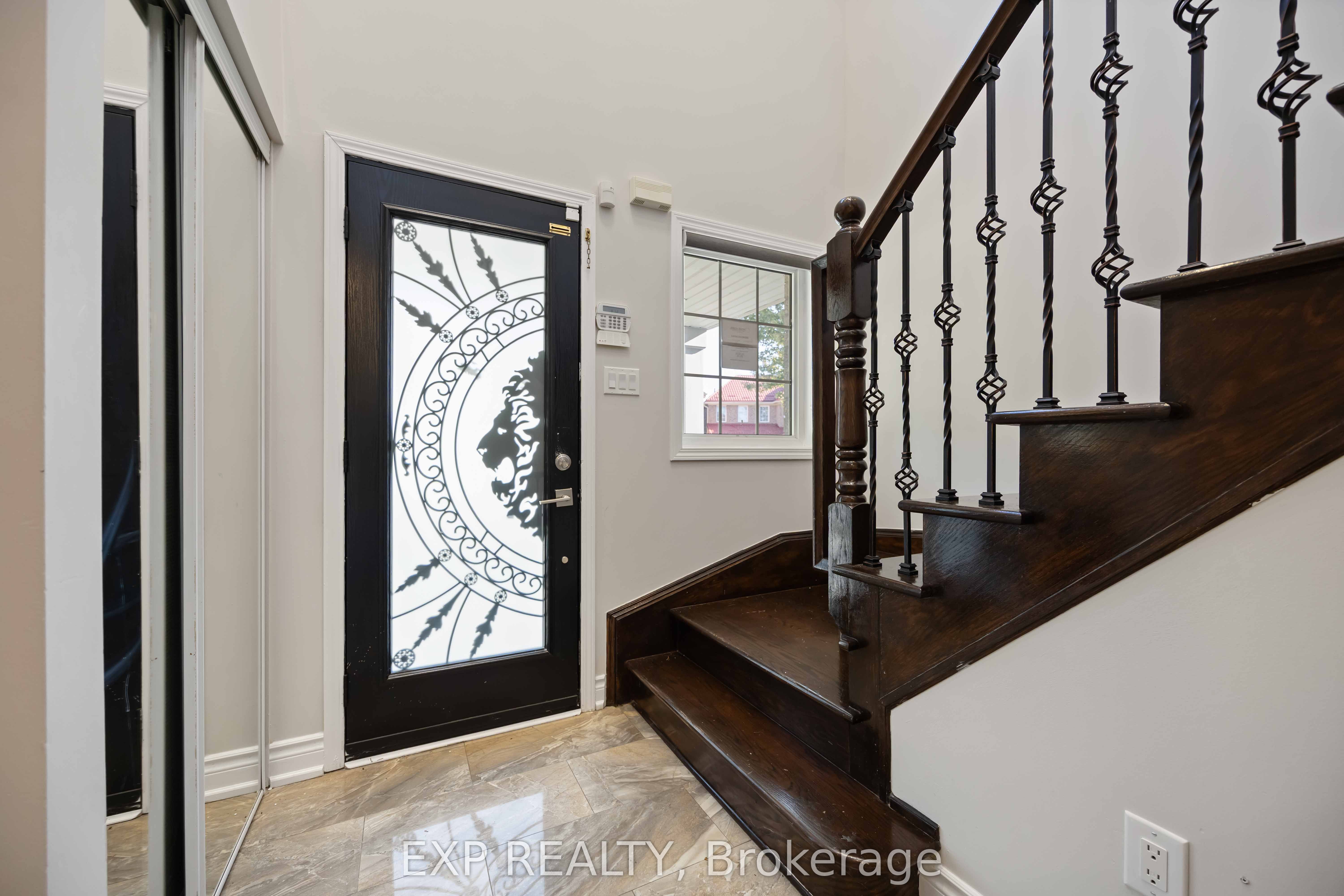 26 Salamander Street