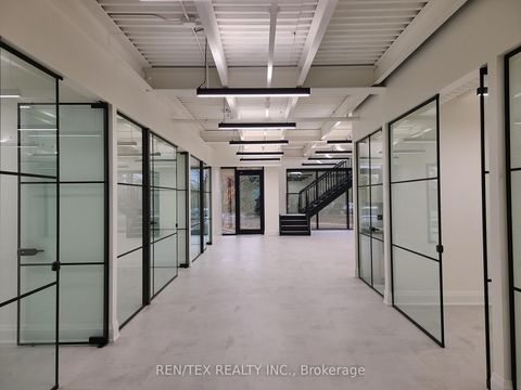 54 Audia Court 5 Vaughan ON L4K 3N4