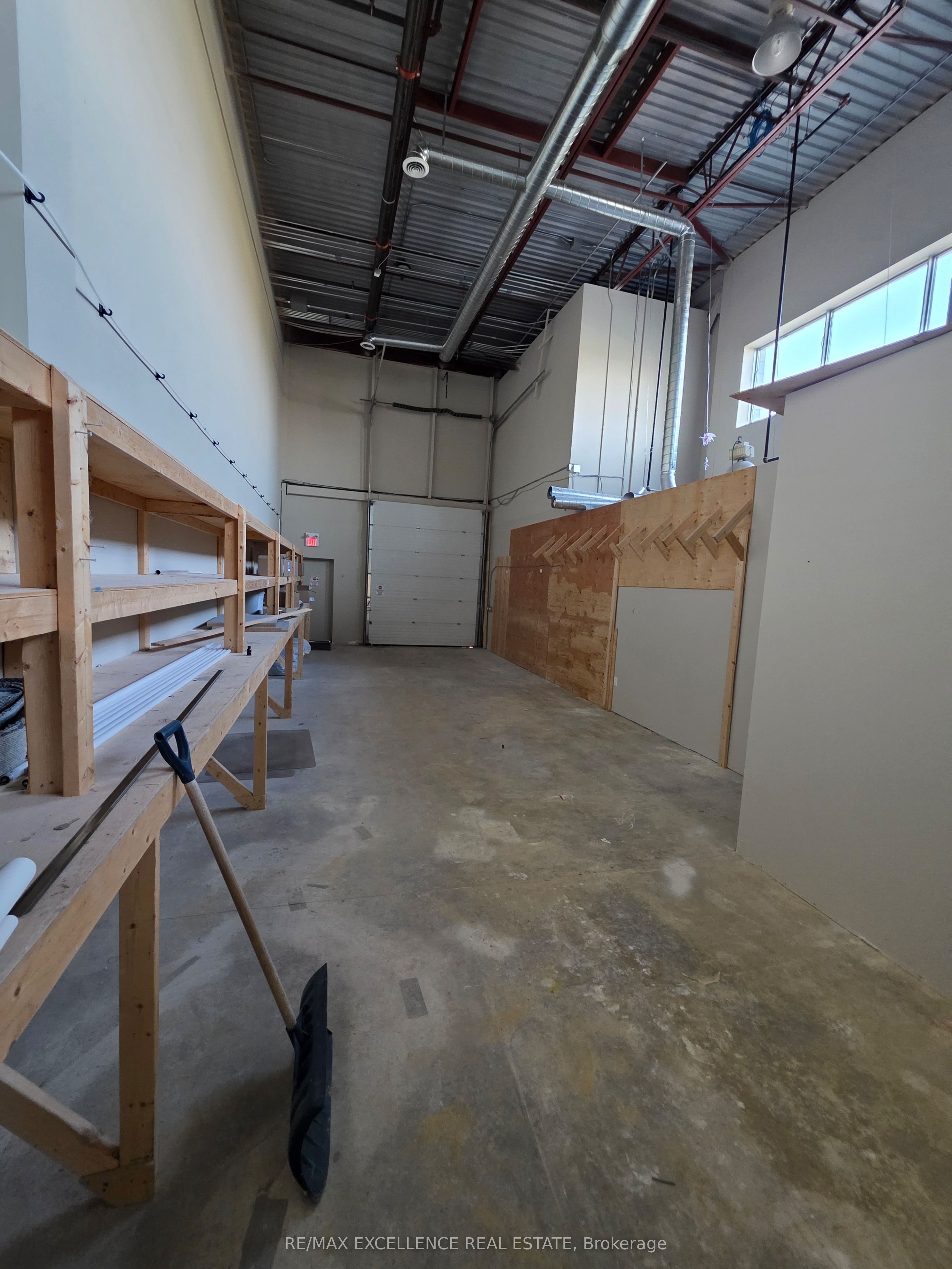 576 Bryne Drive P (Garage w/Office)