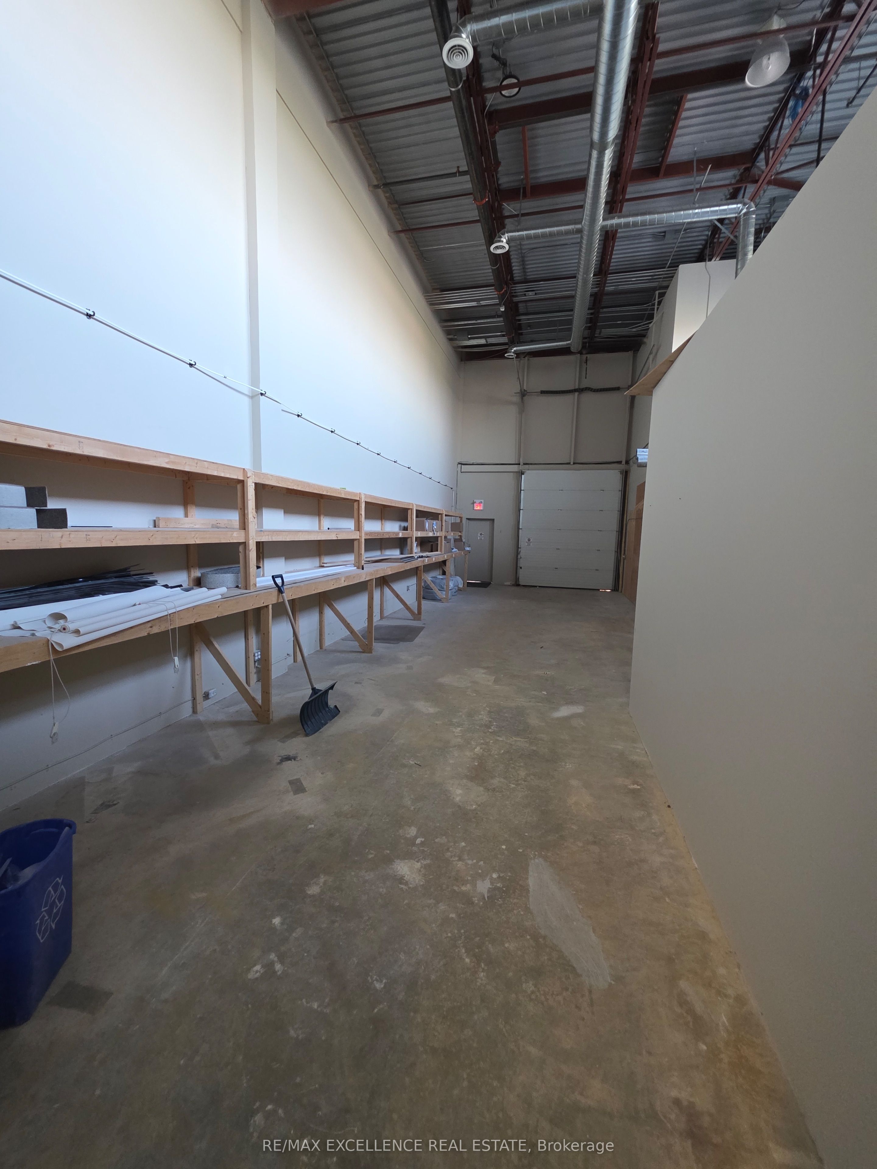 576 Bryne Drive P (Garage w/Office)