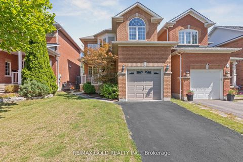 15 Blanchard Court Whitby ON L1M 1H5