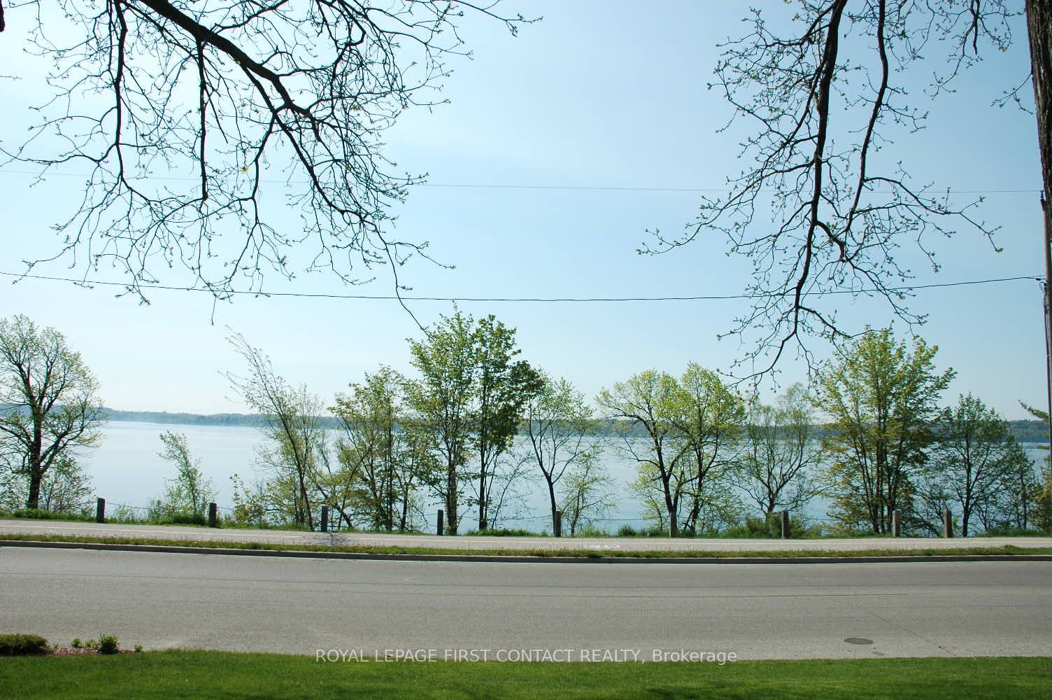 162 Kempenfelt Drive