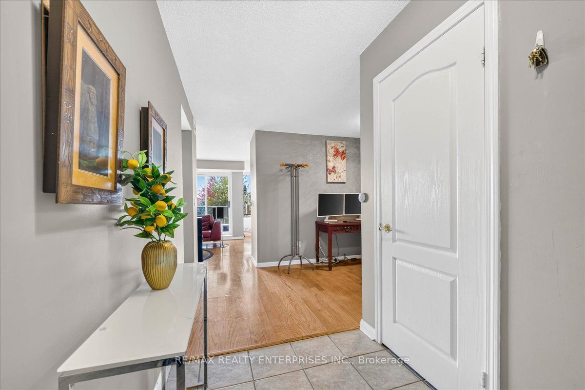1150 Parkwest Place 403
