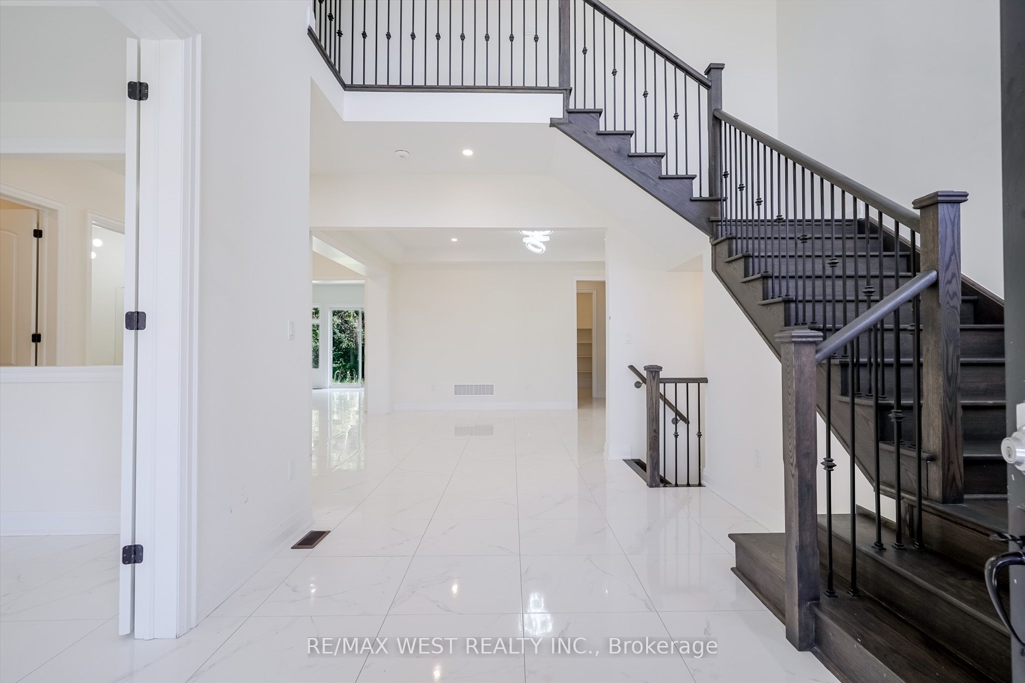 106 Silk Twist Drive