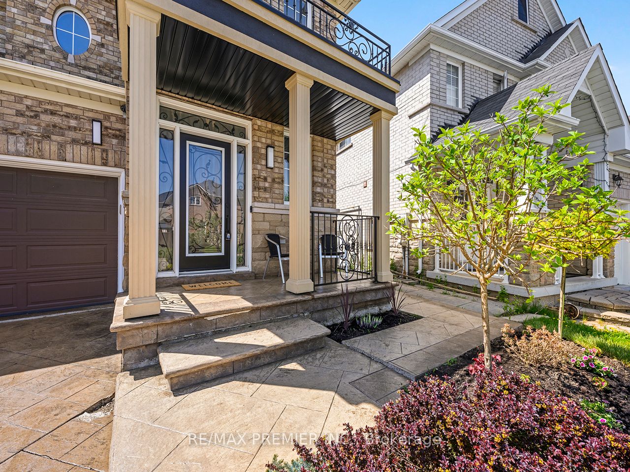 6 Lockburn Crescent