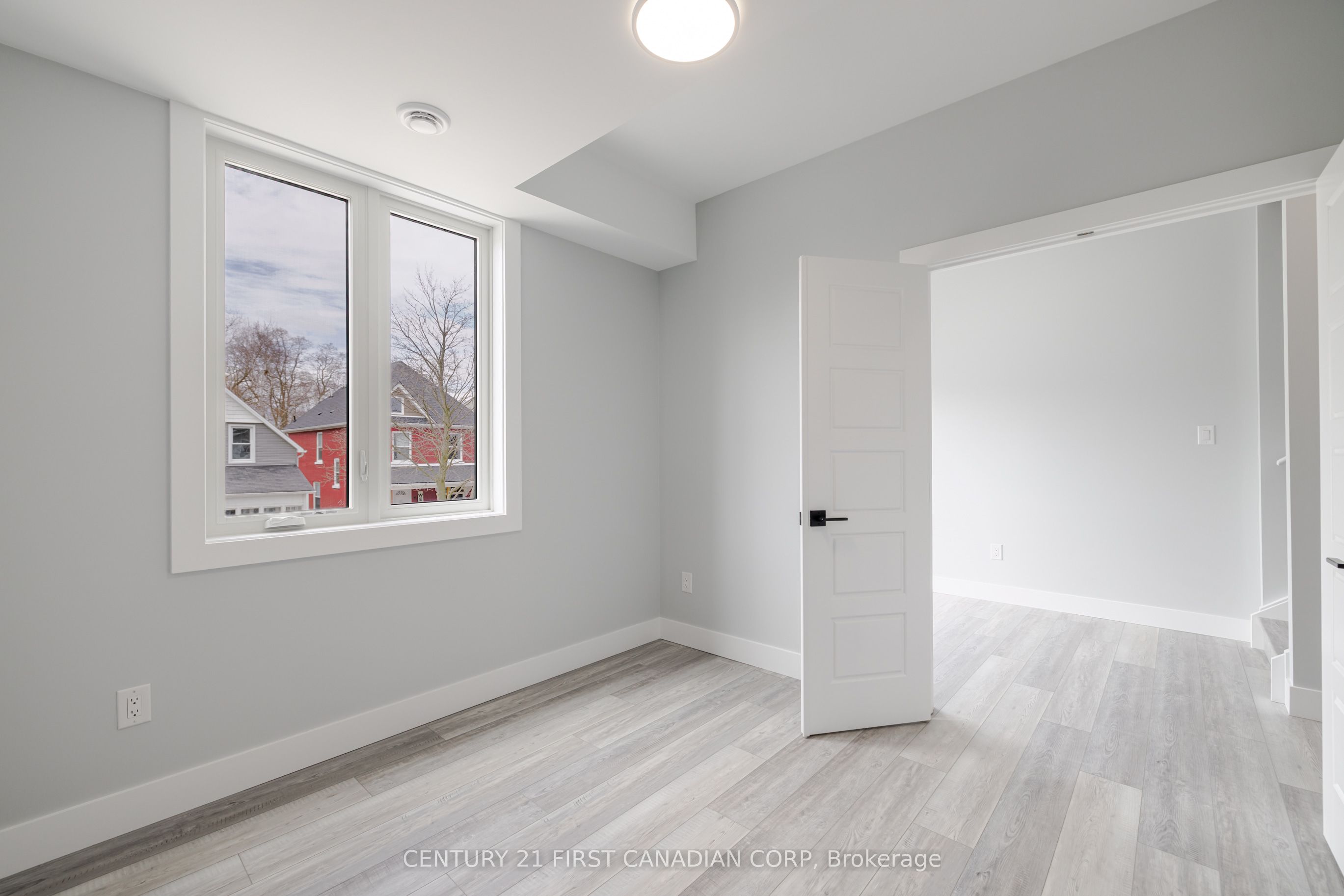 109 Ross Street