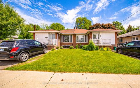 119 & 121 Lupin Drive Whitby ON L1N 1X9