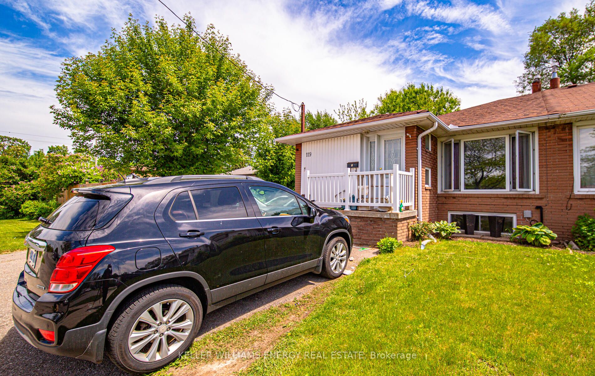 119 & 121 Lupin Drive