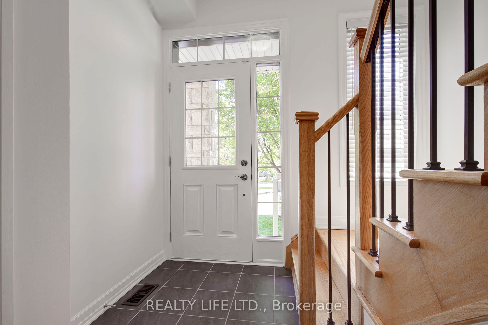 1209 Owls Head Road