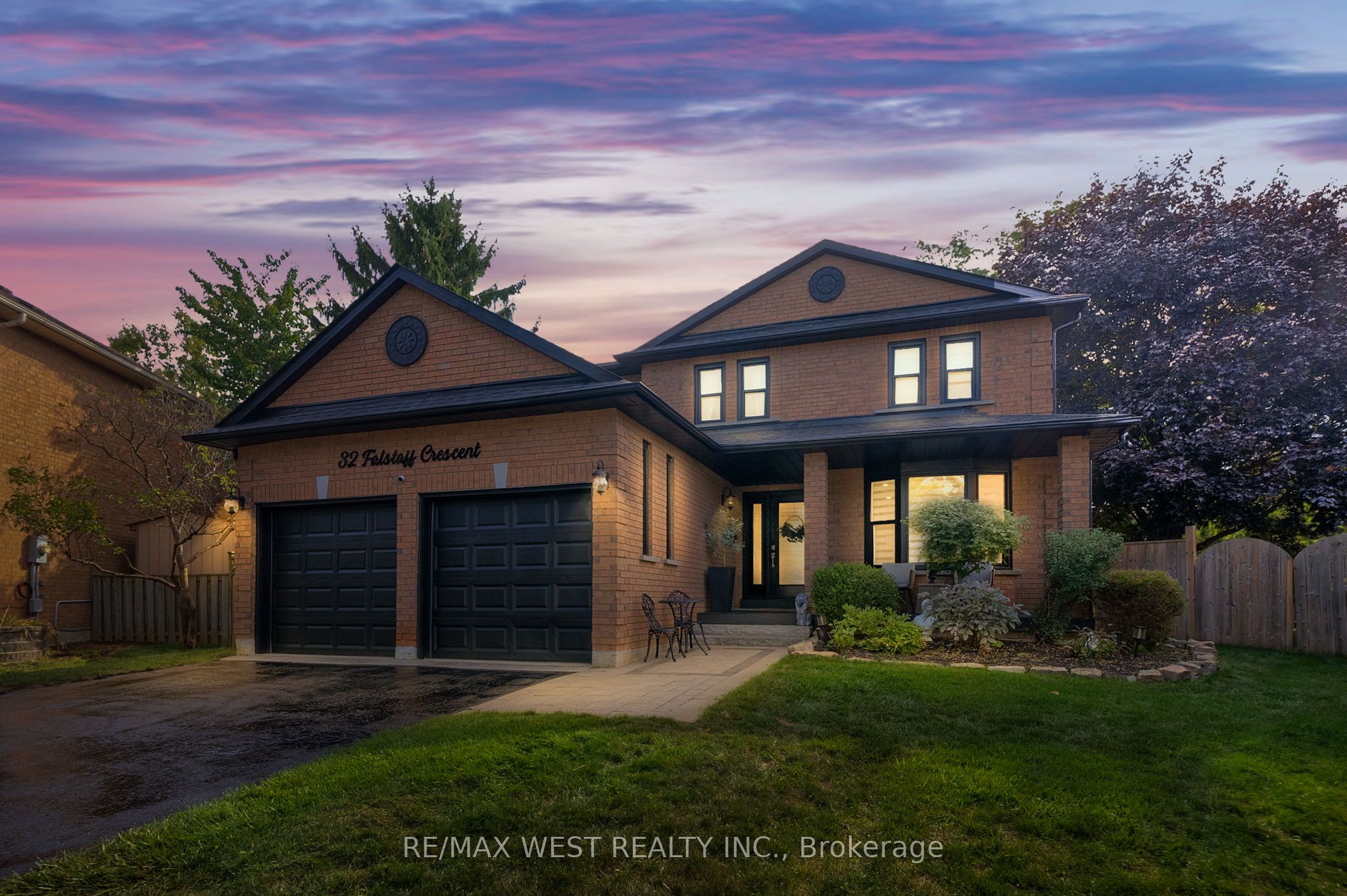 32 Falstaff Crescent