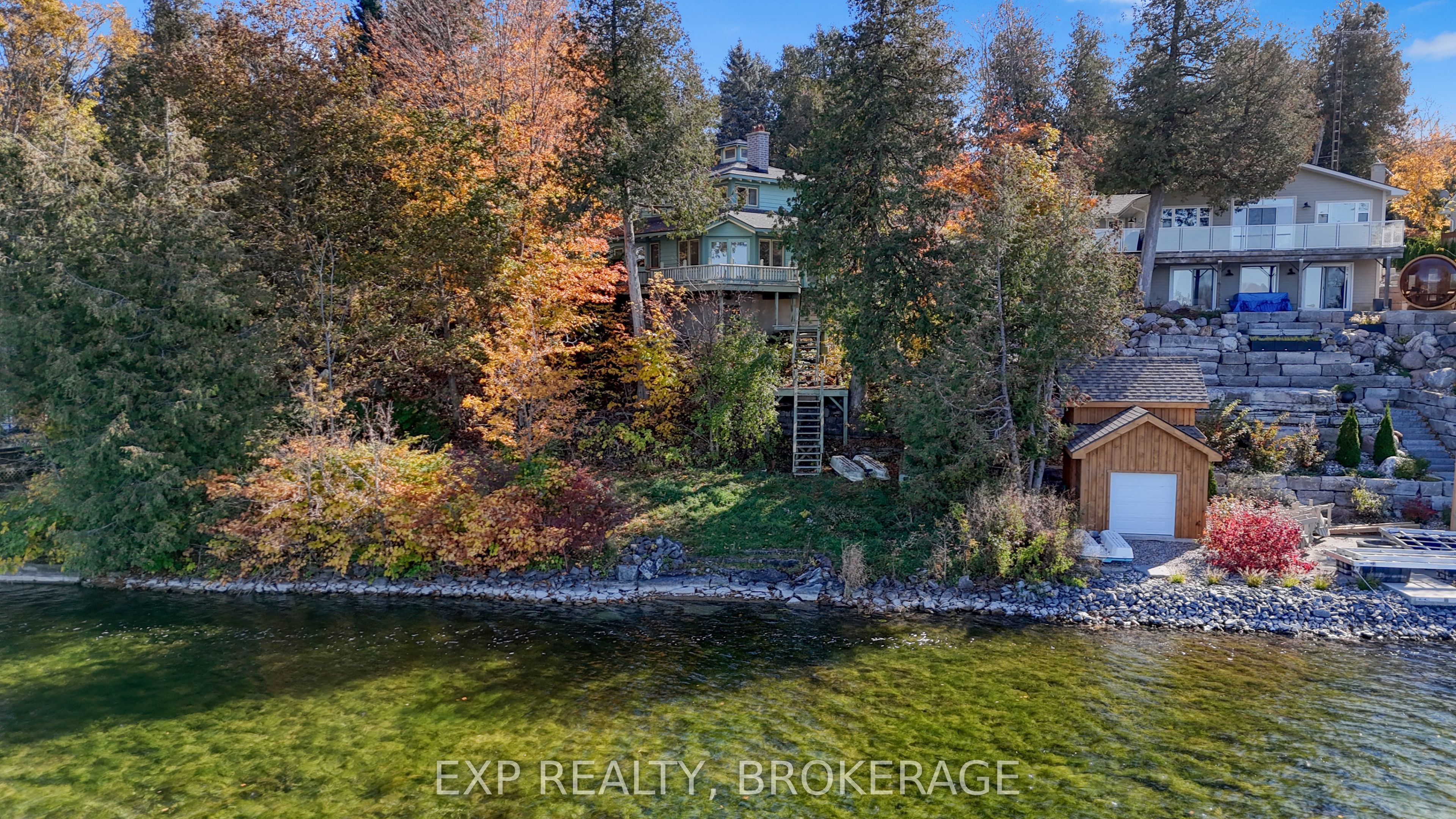 1008 MOCKINGBIRD Lane