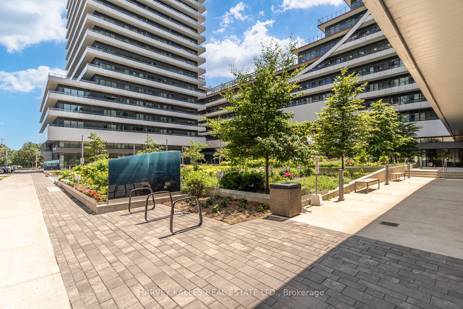 30 Shore Breeze Drive 1822